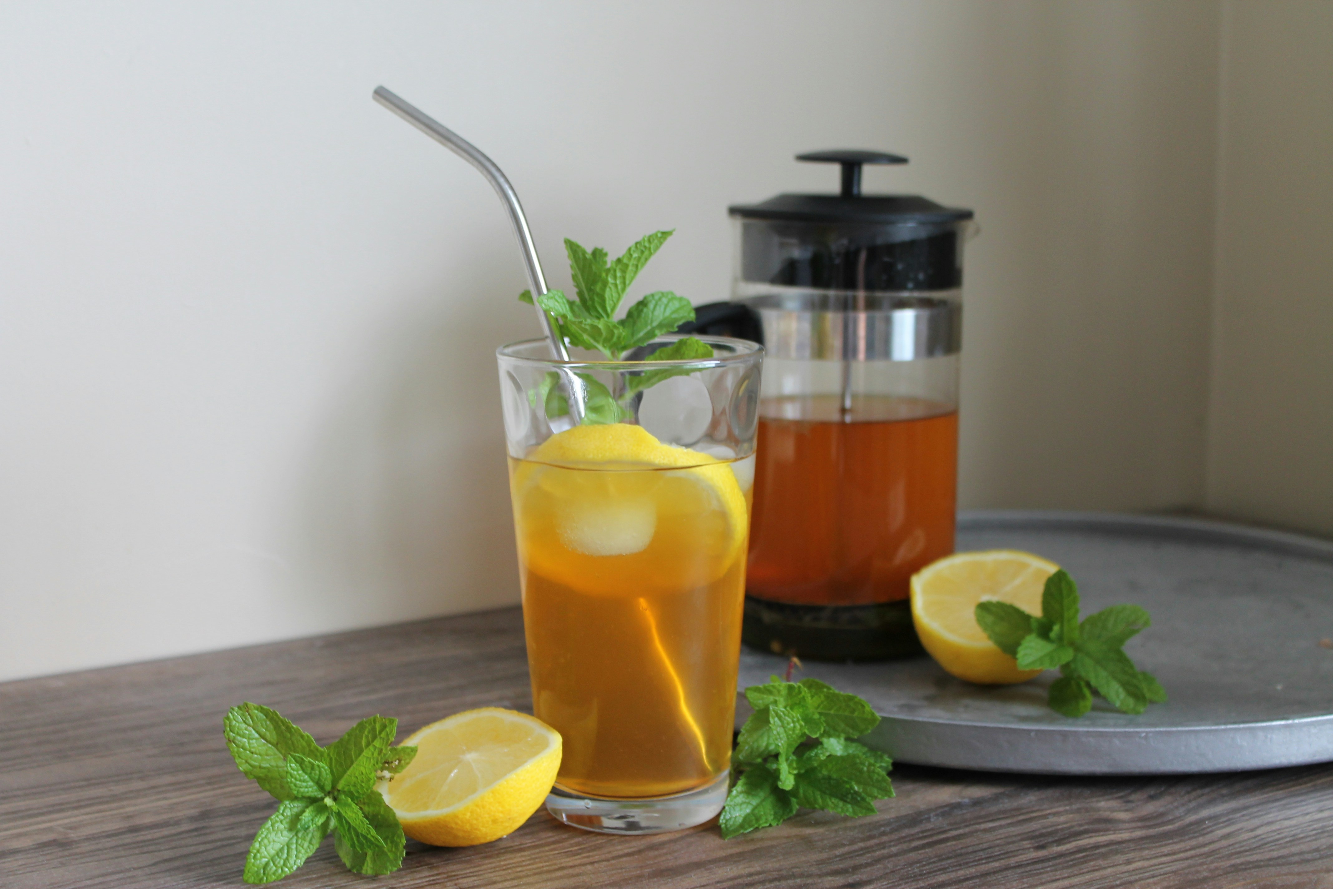 clear drinking glass with orange juice