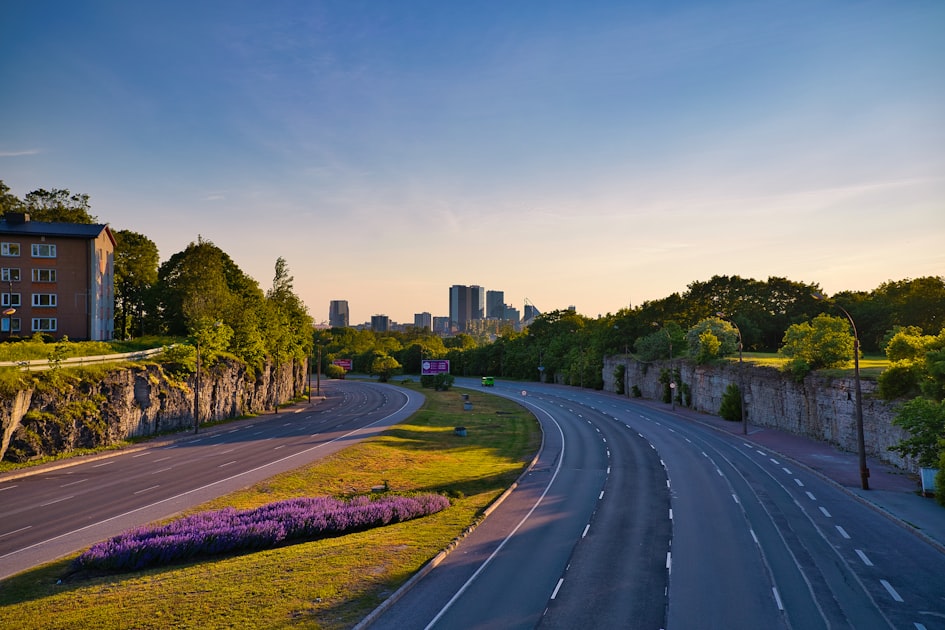Tallinn talvel rendiauto — jõulud, lumi ja talvised sihtkohad - Estonia guide