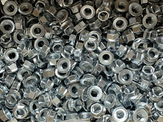 silver and gold round coins