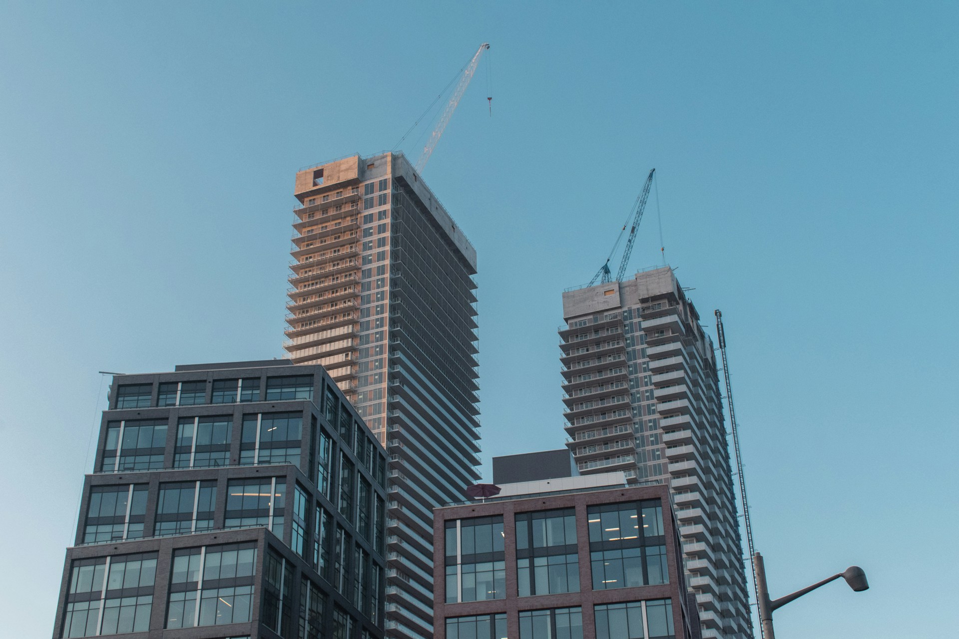 black and brown leather padded tub sofa