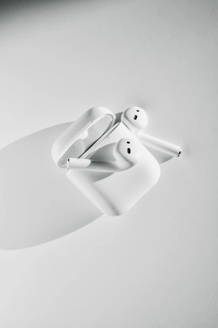Personal accessories arranged for independent product evaluation