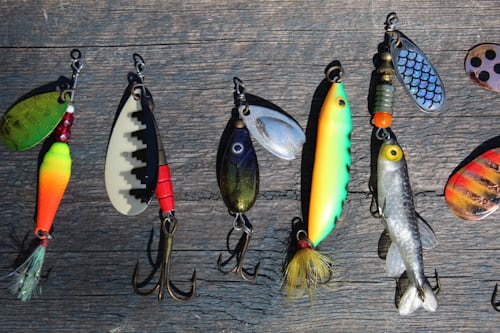 best saltwater lures for surf fishing