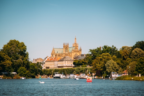Exploring Metz: Local Cuisine, Restaurants, and Traditional Recipes