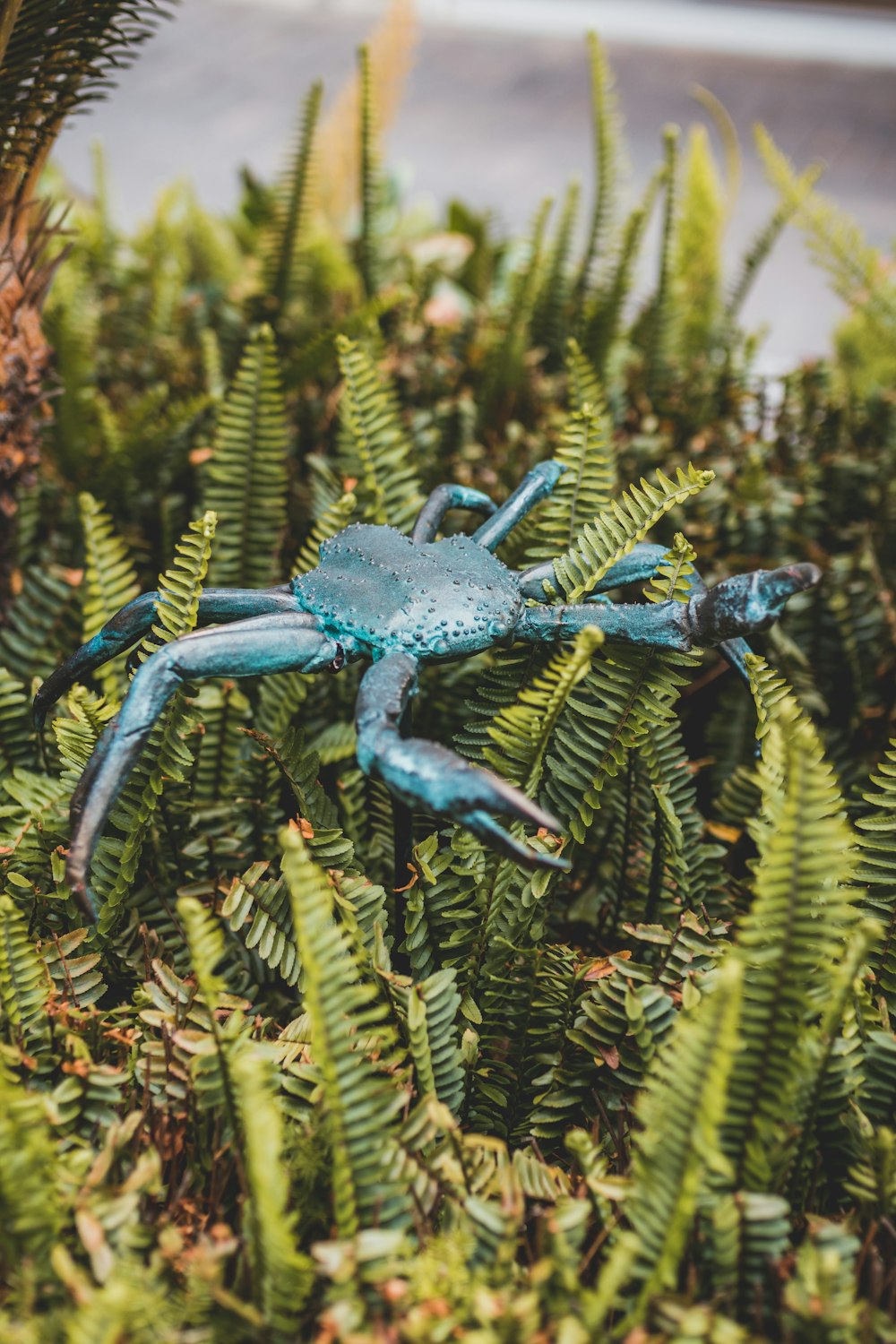 blue and black dragon figurine