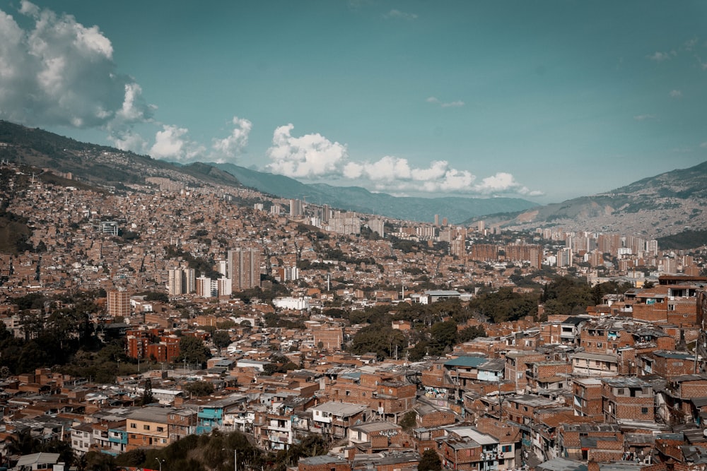 Vista aérea de los edificios de la ciudad durante el día