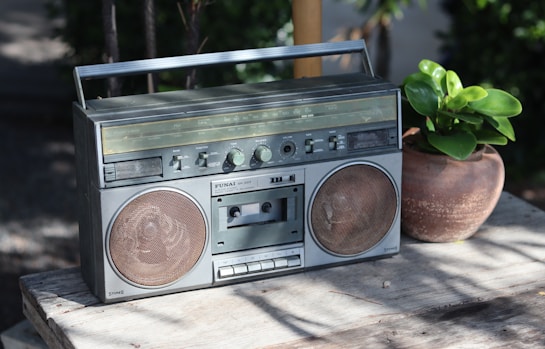 brown and black cassette radio