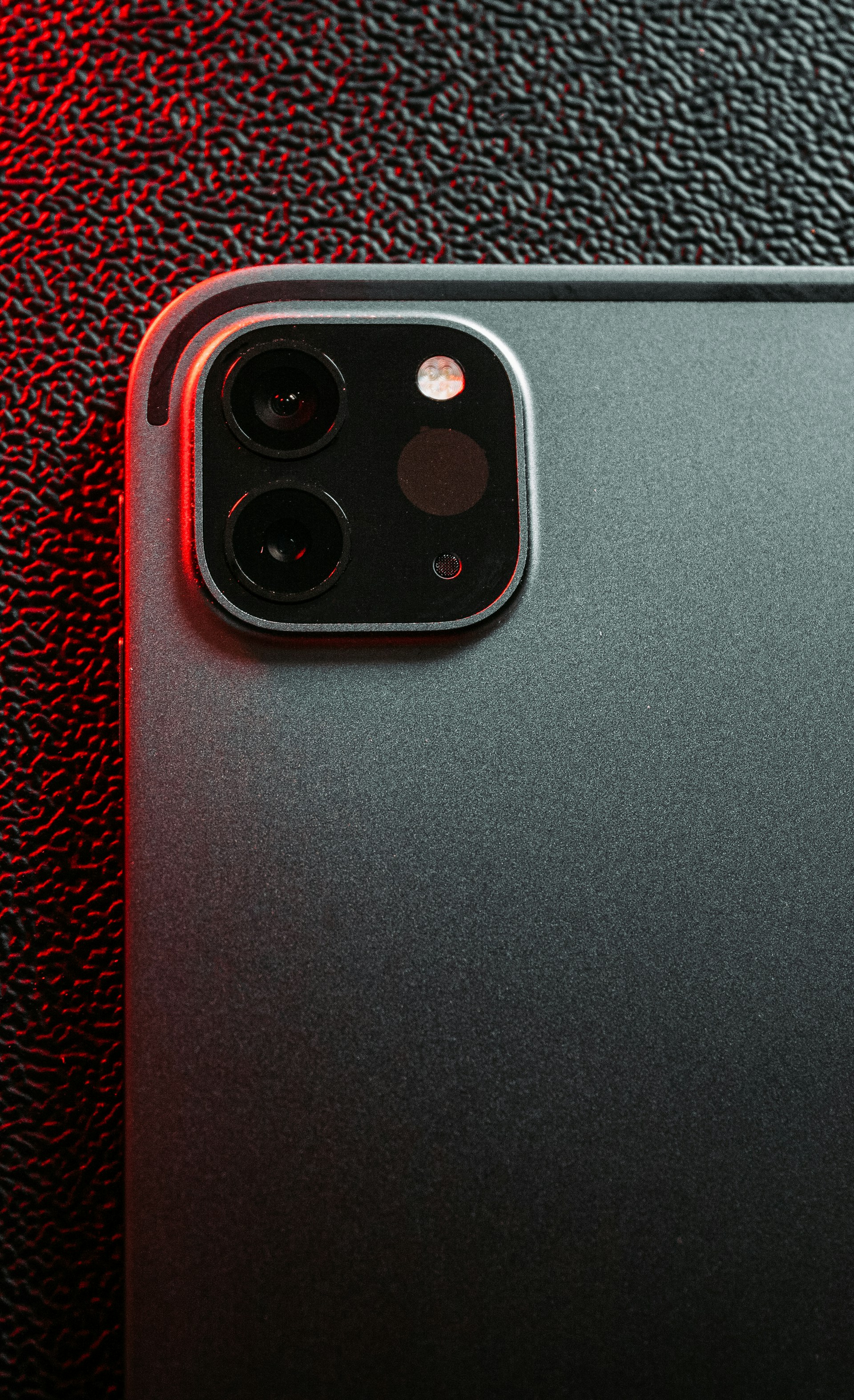 gray computer monitor