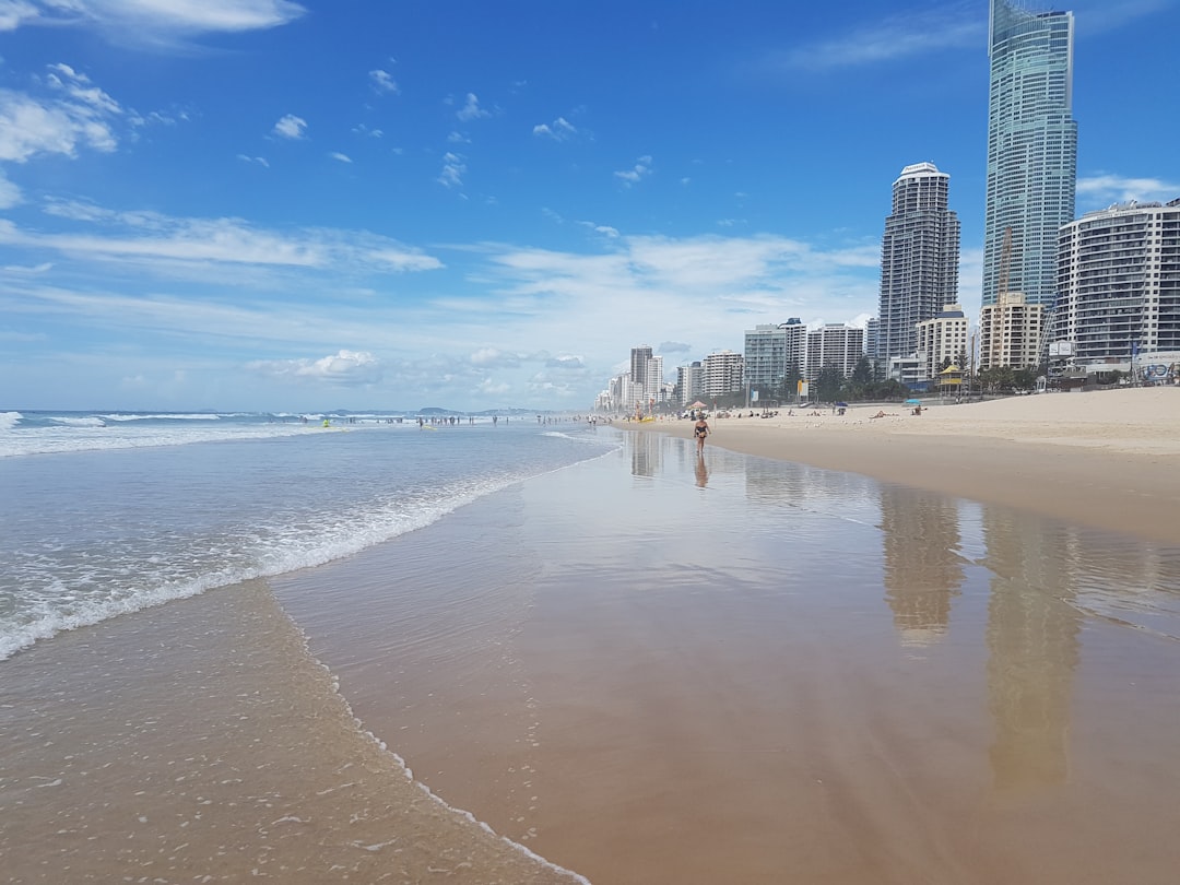 Travel Tips and Stories of Surfers Paradise in Australia