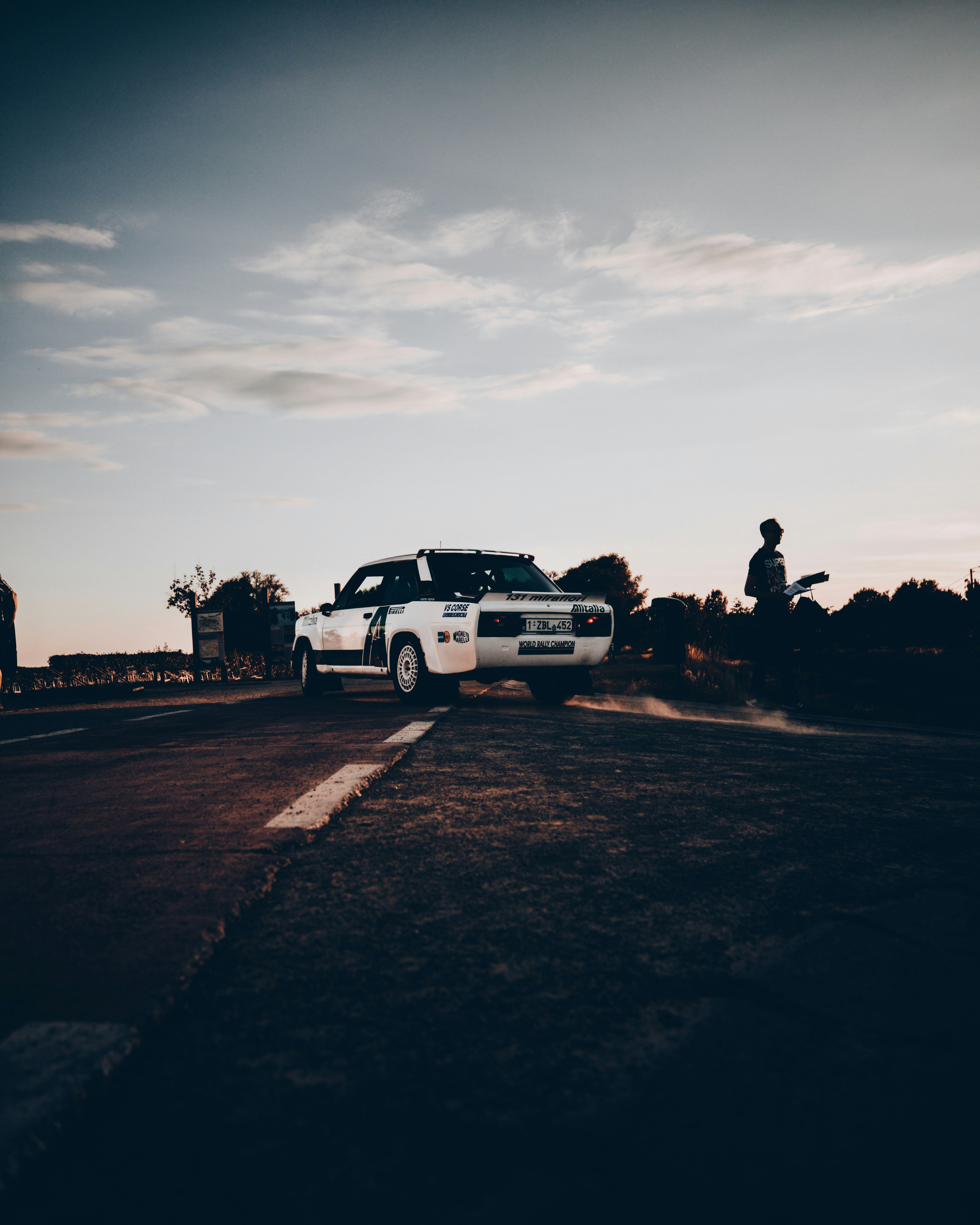 Photo by lorenzohamers