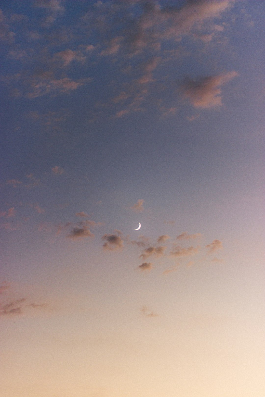 white clouds and blue sky during daytime