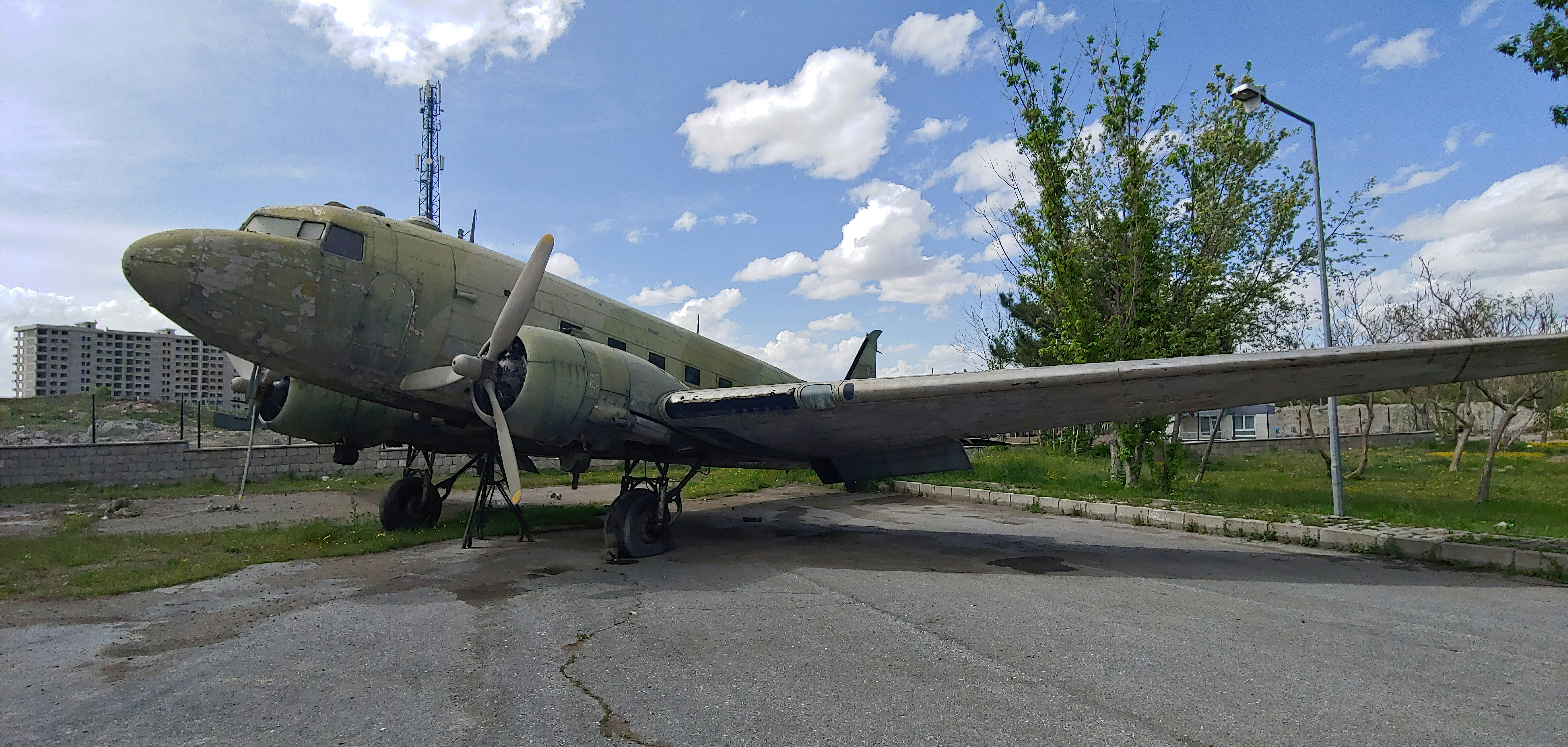 Milos Zeman bocsánatot kért Jugoszlávia bombázásáért