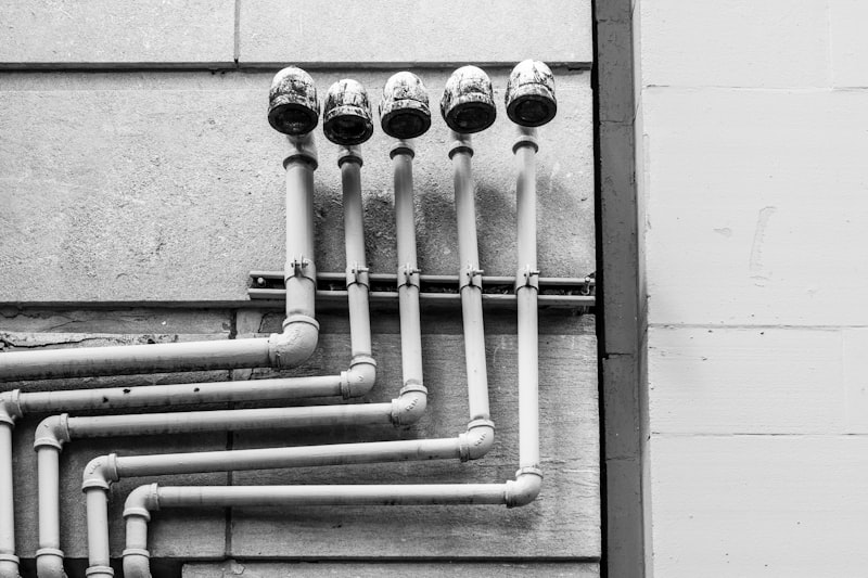 Detail van een metalen leiding
