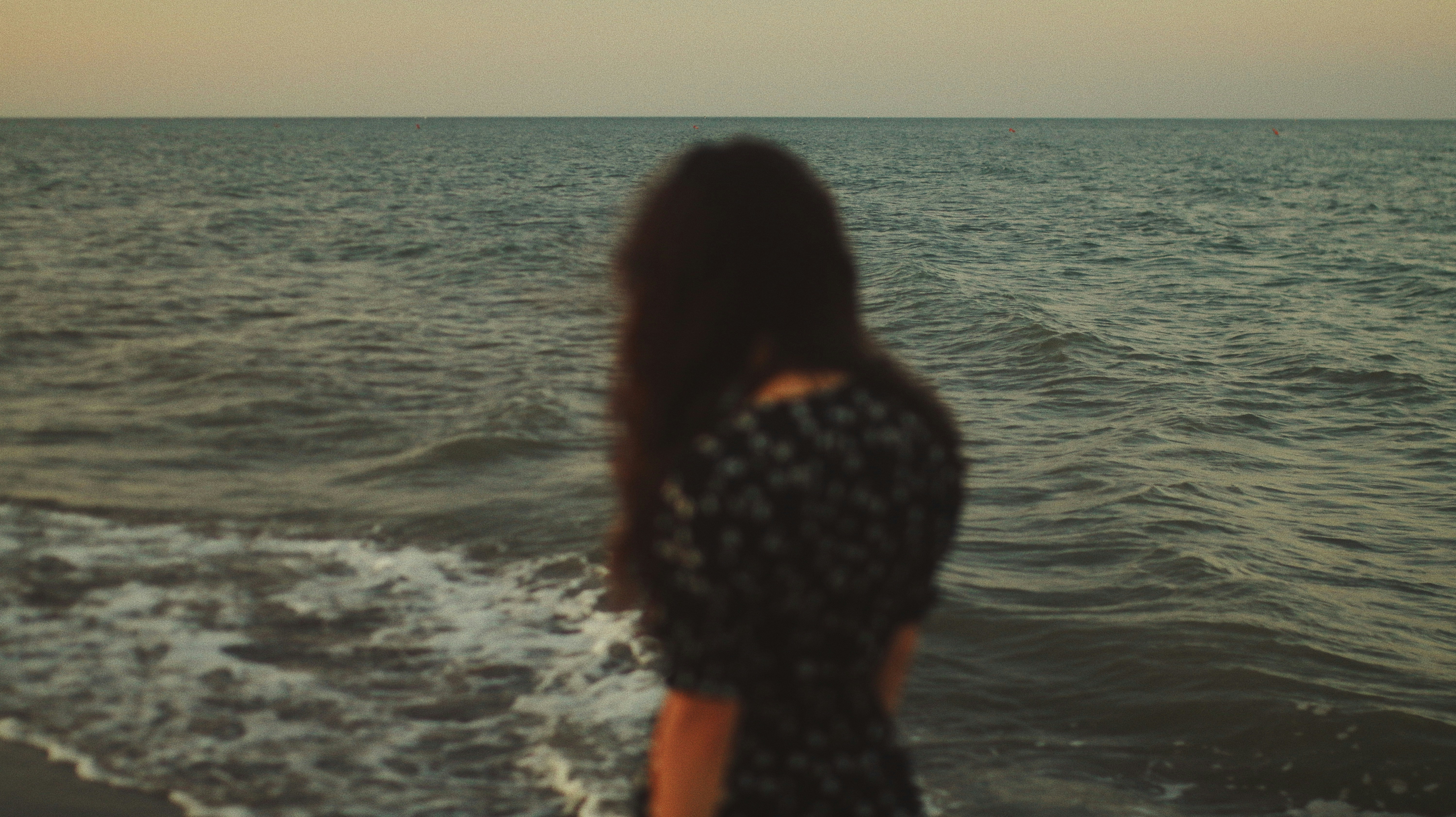 Featured image of post 海边漫步真的美好吗