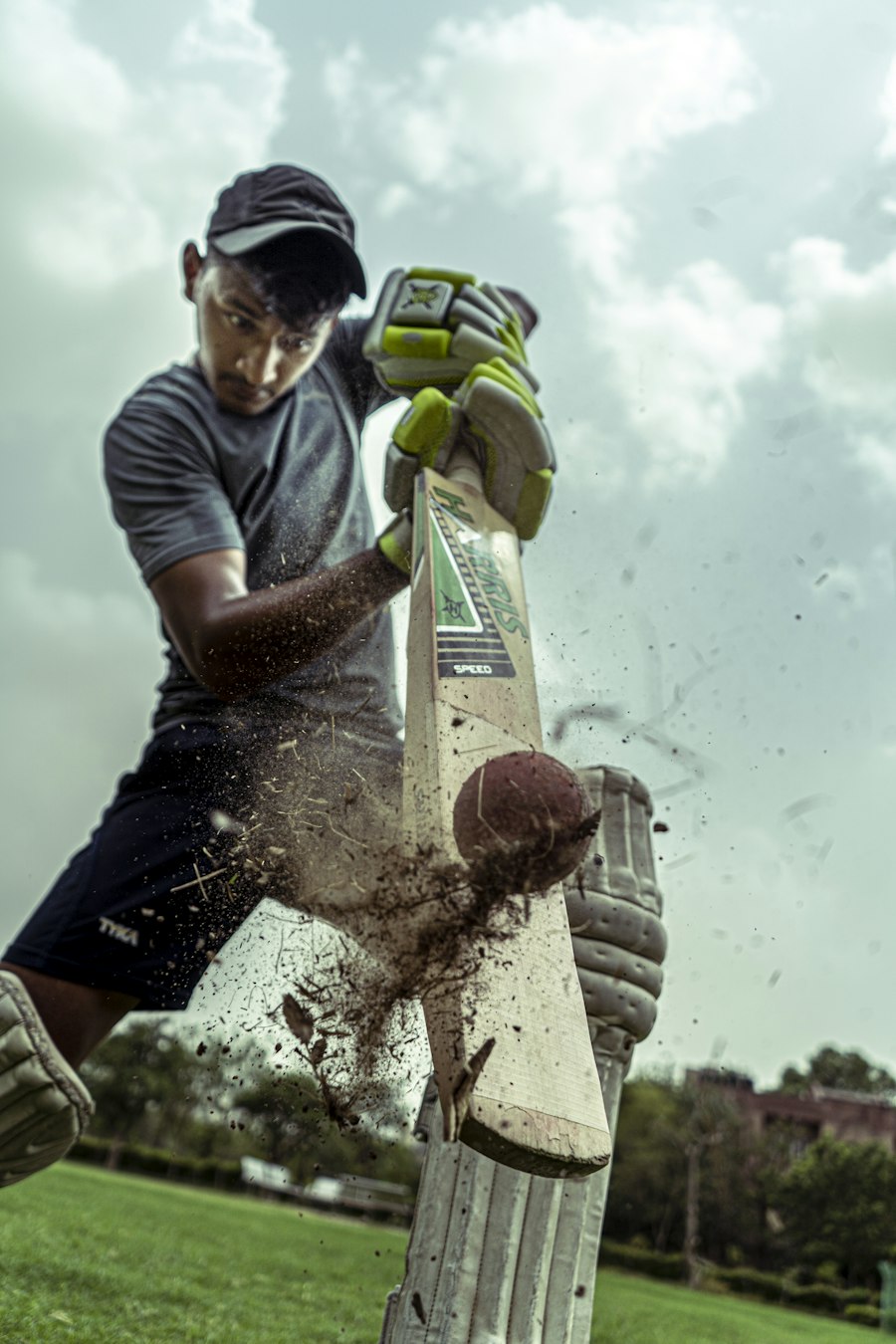 Haider Sports Cricket Bat Craftsmanship