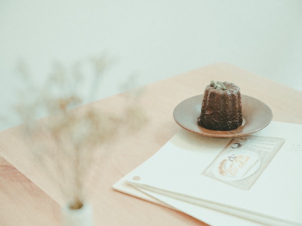 Dulce de Leche Canelés