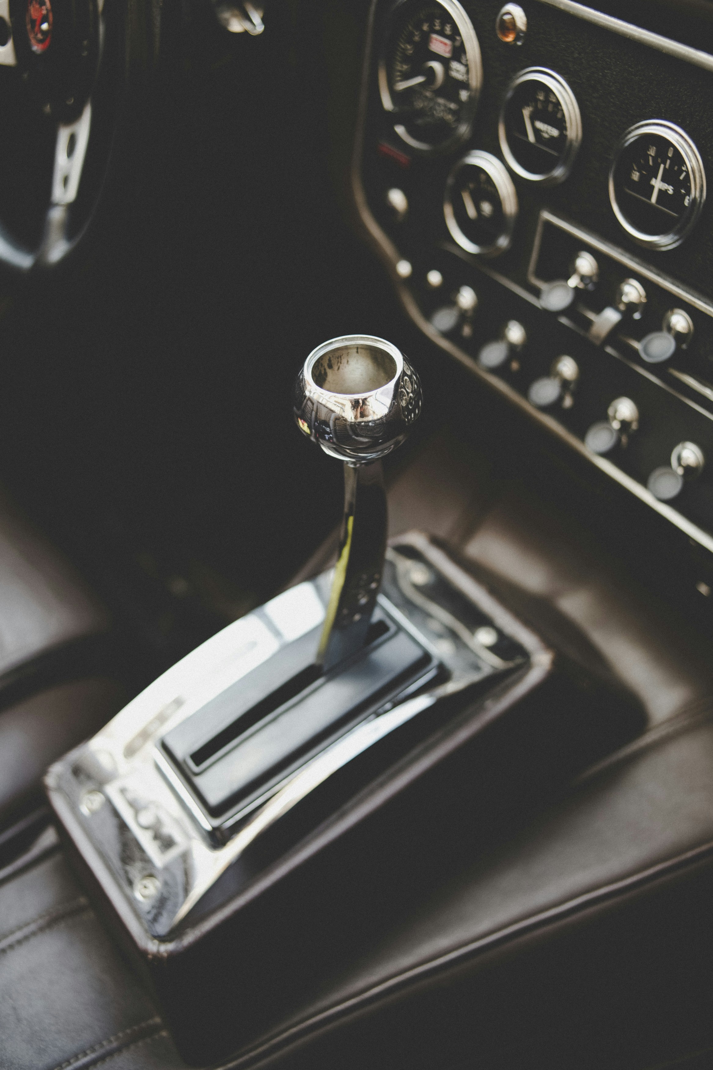 A detailed checklist for inspecting a used car