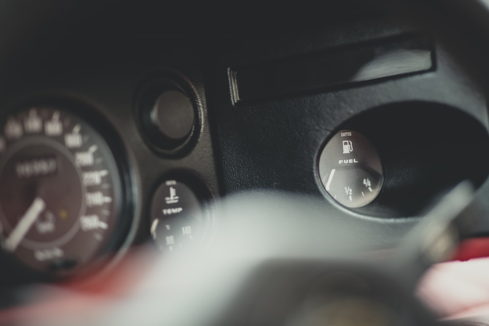 black and gray car instrument panel cluster