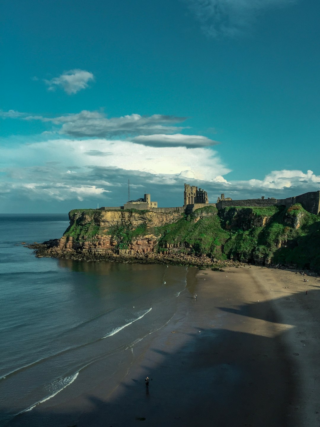 travelers stories about Shore in Tynemouth Castle, United Kingdom