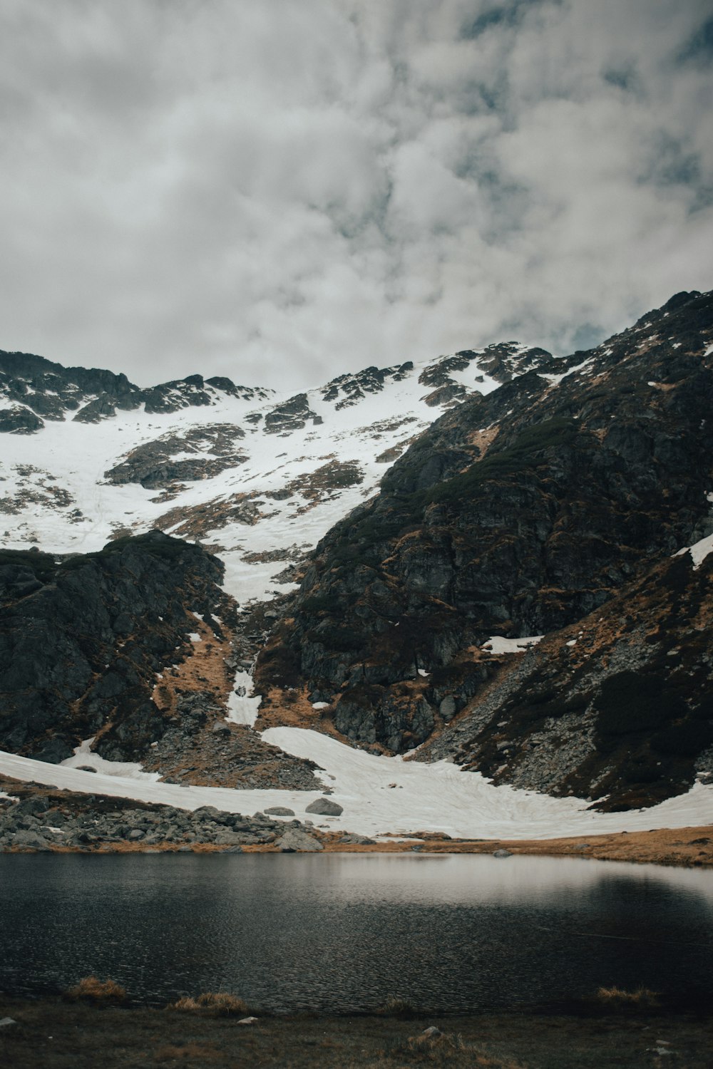 snow covered mountain during daytime