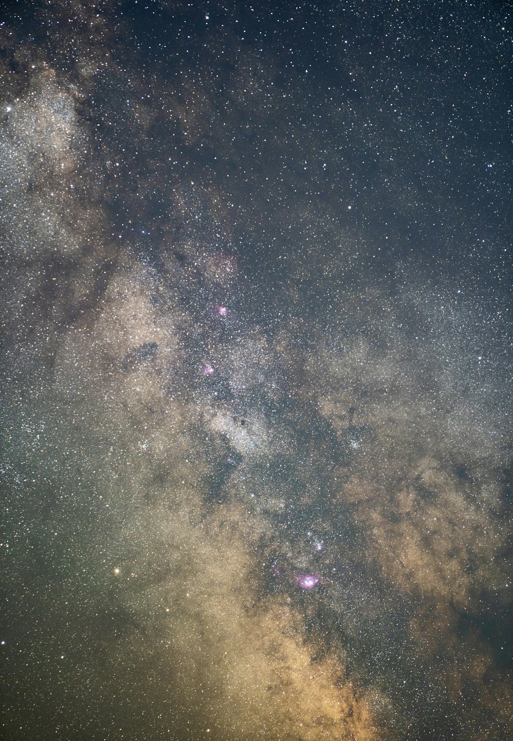 cielo azul, verde y morado