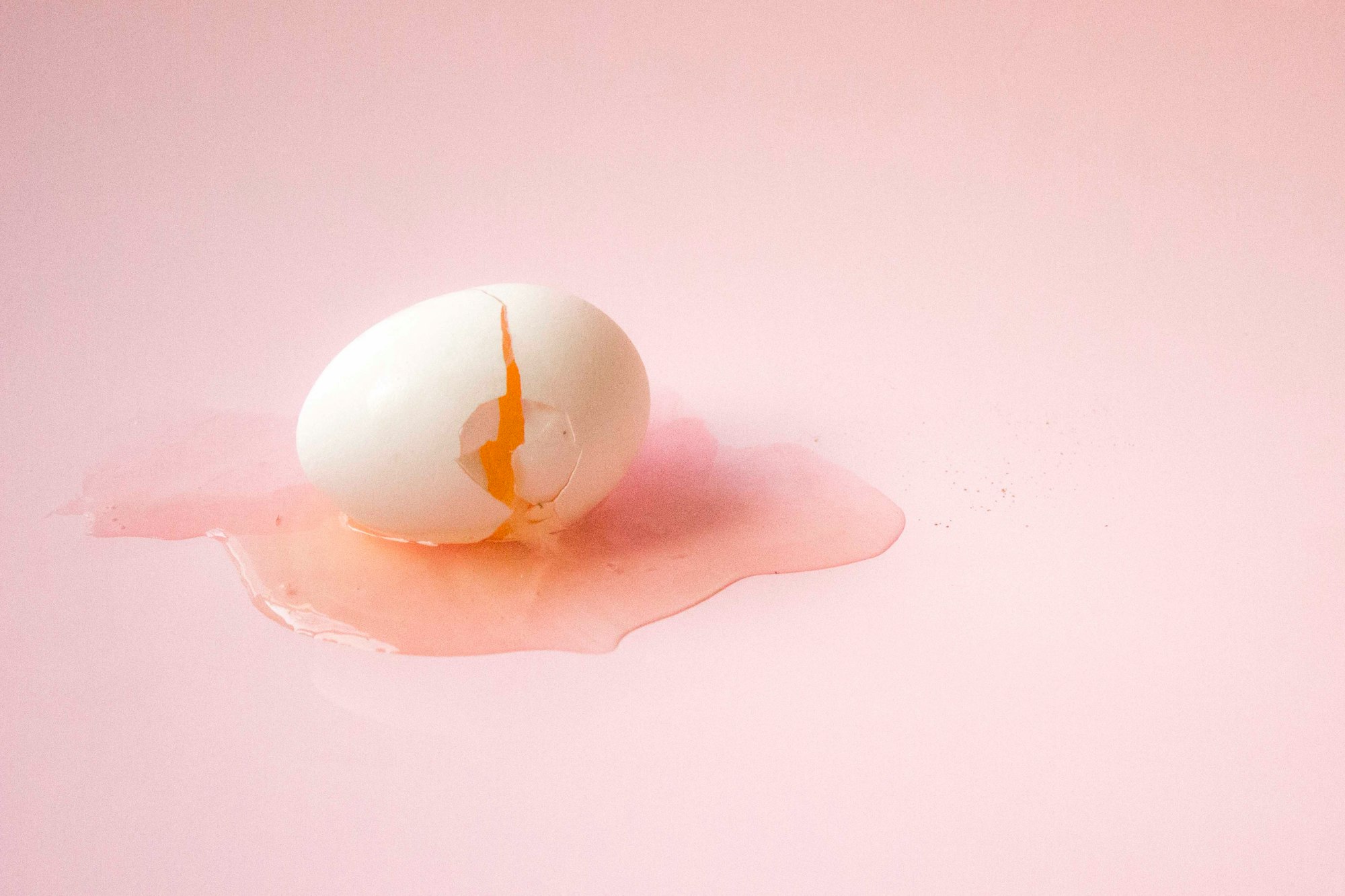 Too much or too little DHEA-S can affect fertility by Melani Sosa for Unsplash.