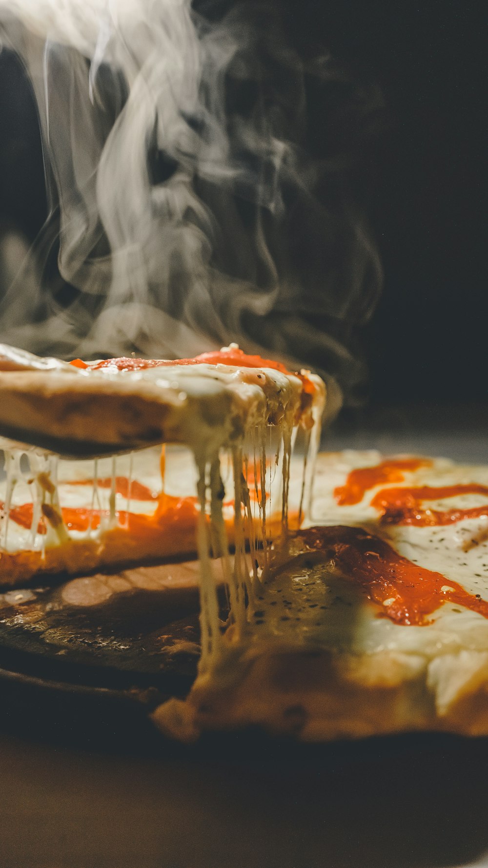 close up foto de pizza com queijo