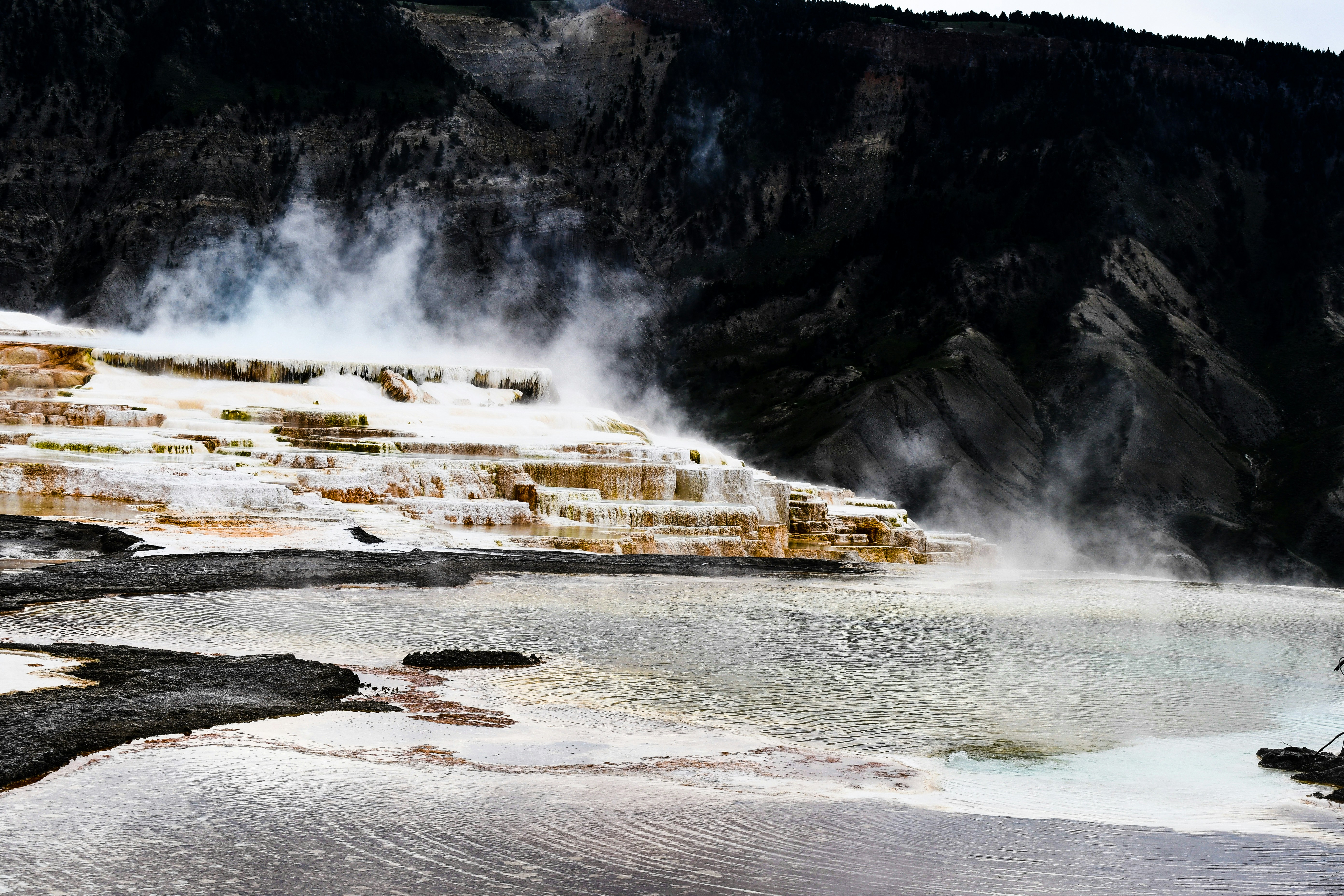 Exploring the Breathtaking Hot Springs of Central Tibet: Natural Wonders of the Plateau