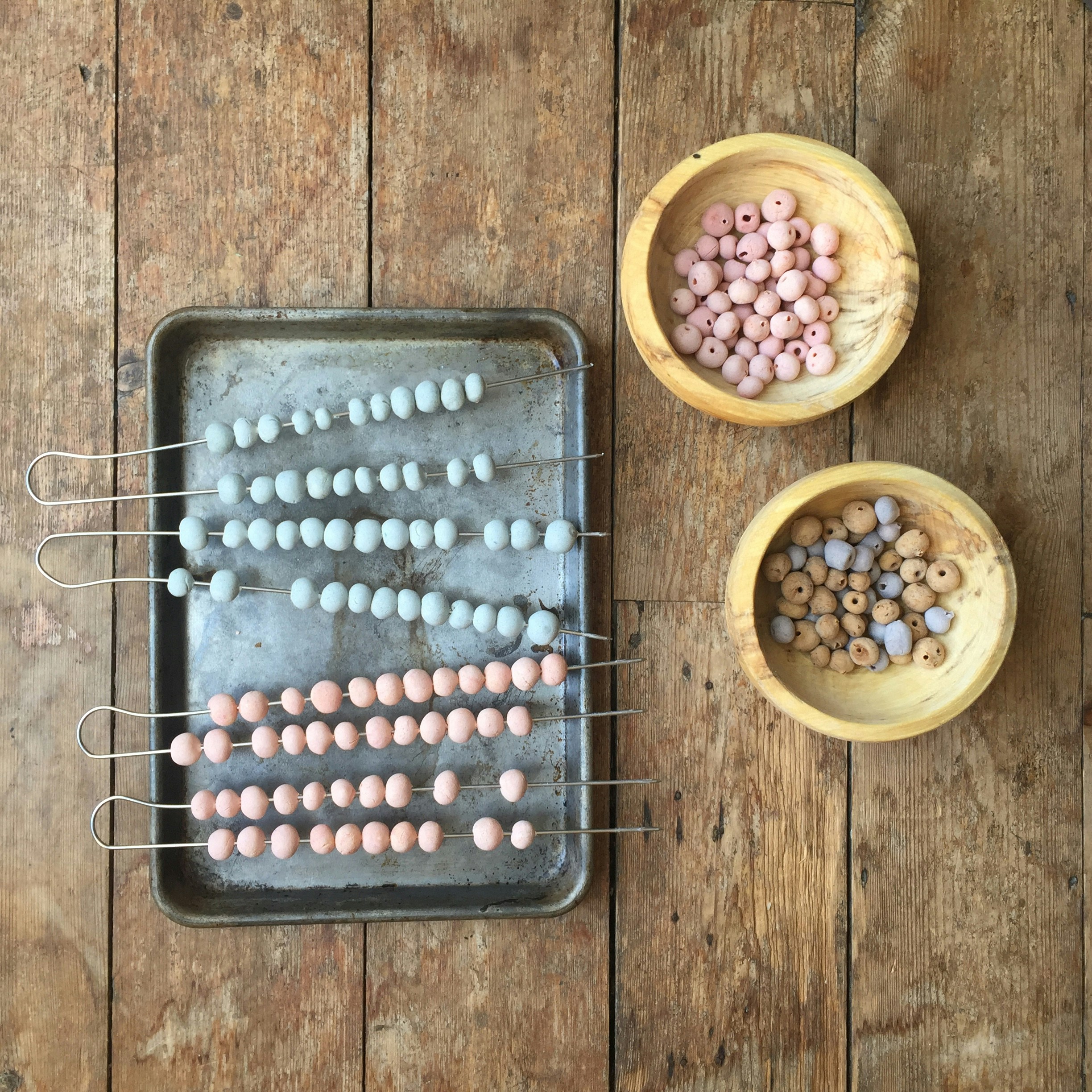 concrete beads craft, wallpaper, Concrete Crafts for Birthday Gifts: Easy Bead Projects 4