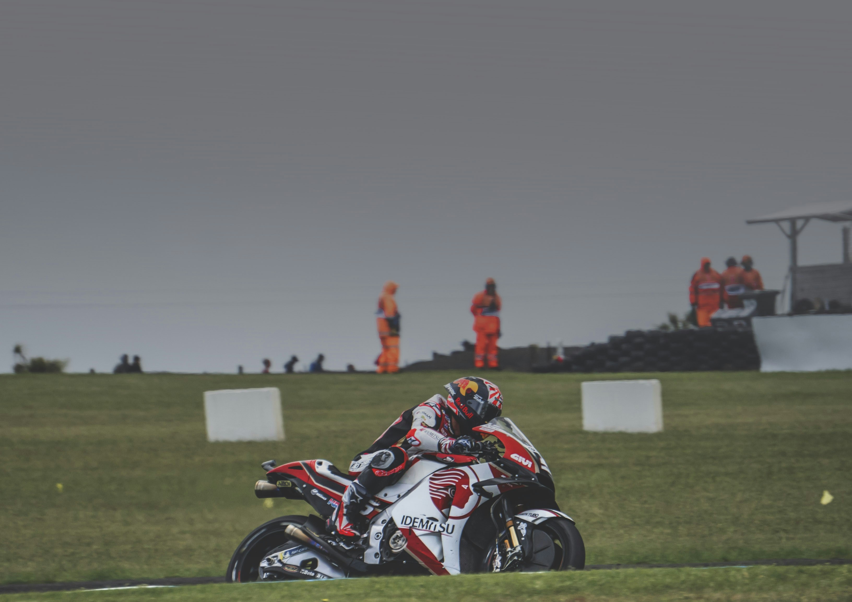 Photo by hendrilidayani