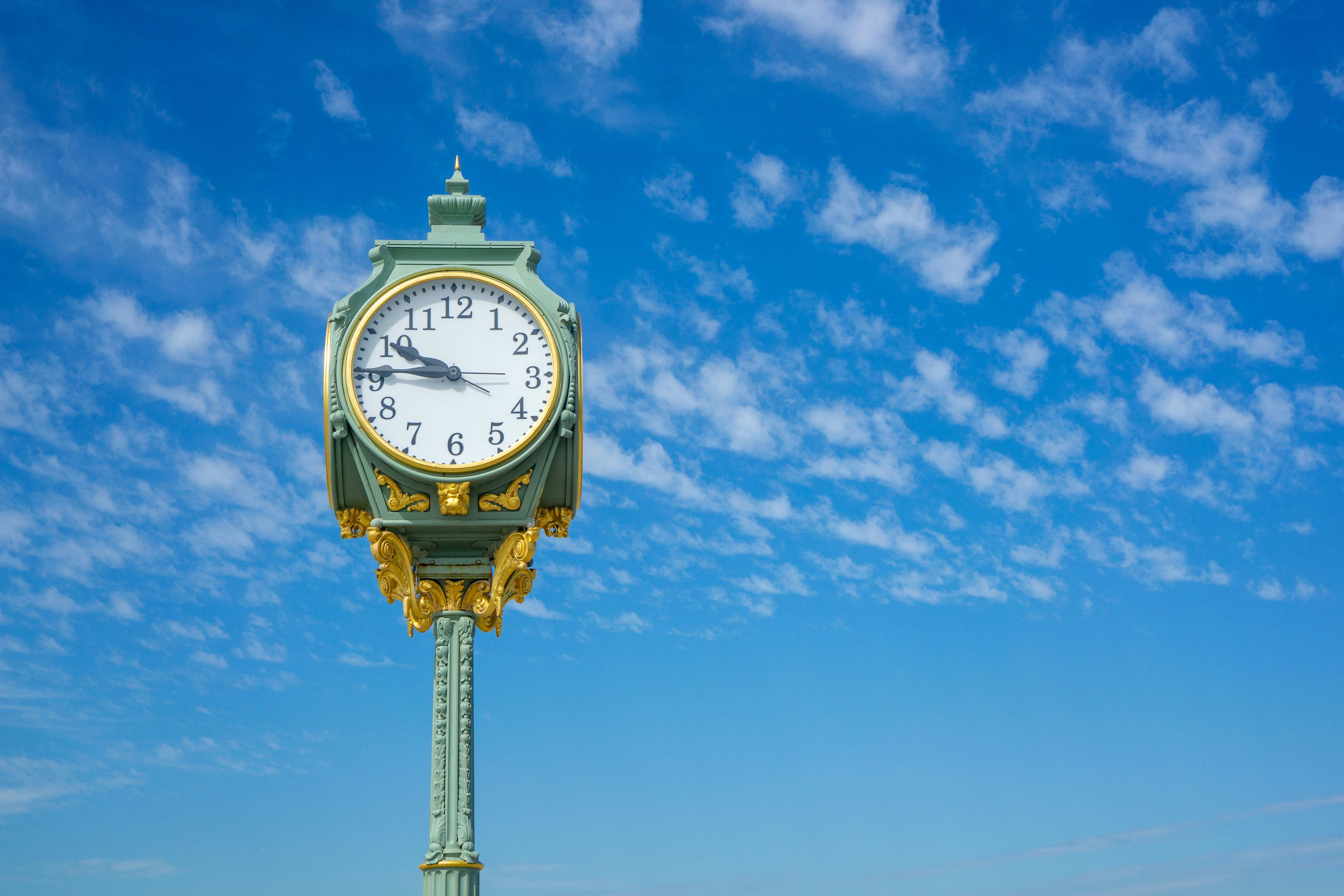 퇴직연금 수령 시기, 언제가 가장 유리한가요?