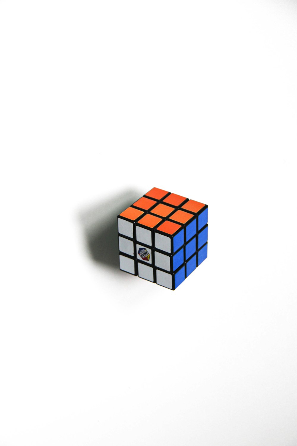 3 x 3 rubiks cube