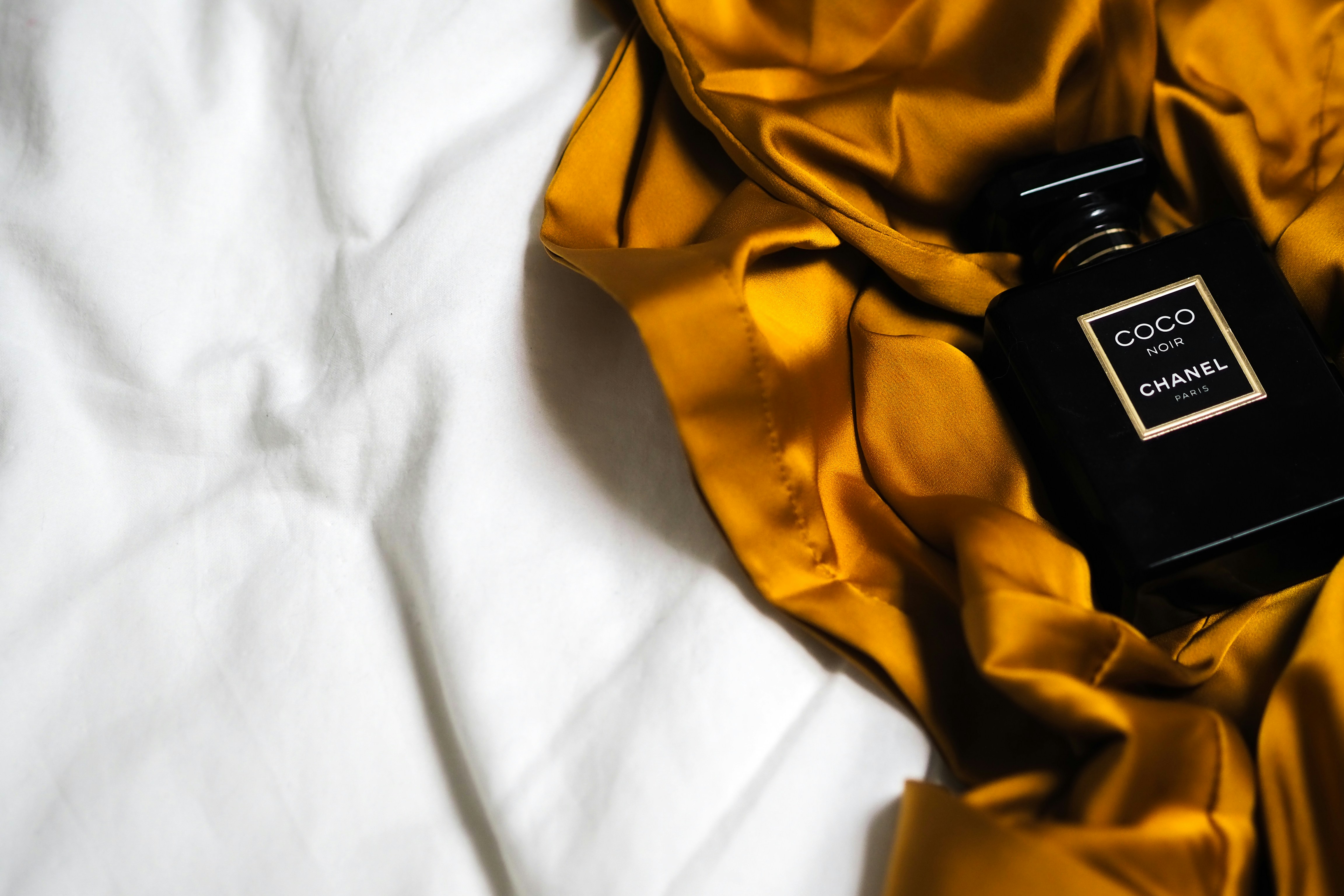 Instagram: @LauraChouette 📸 and www.laurachouette.com 🌐