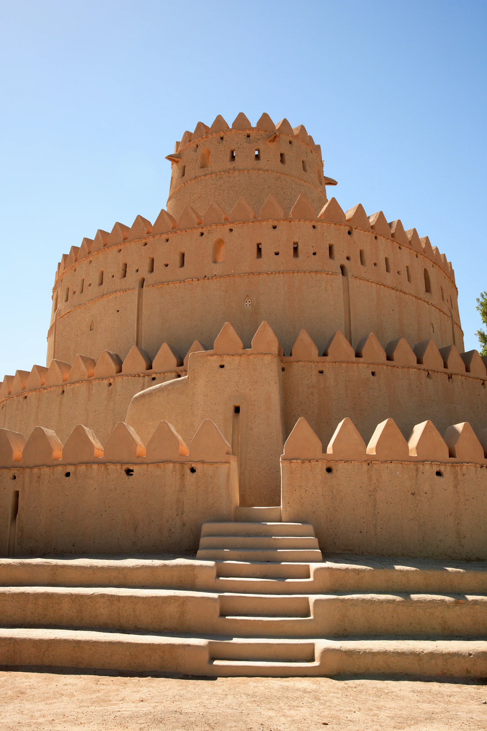 Round tiered tower of Al Jahili Fort, Al Ain