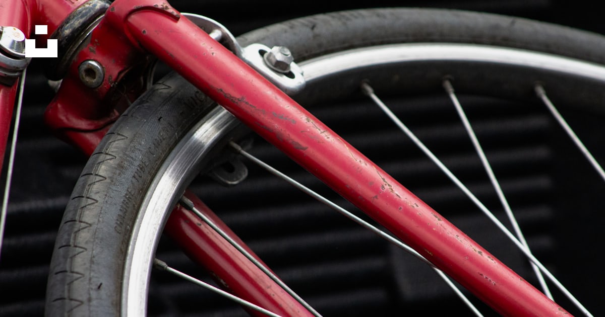 Red bicycle wheel in close up photography photo – Free Machine Image on ...