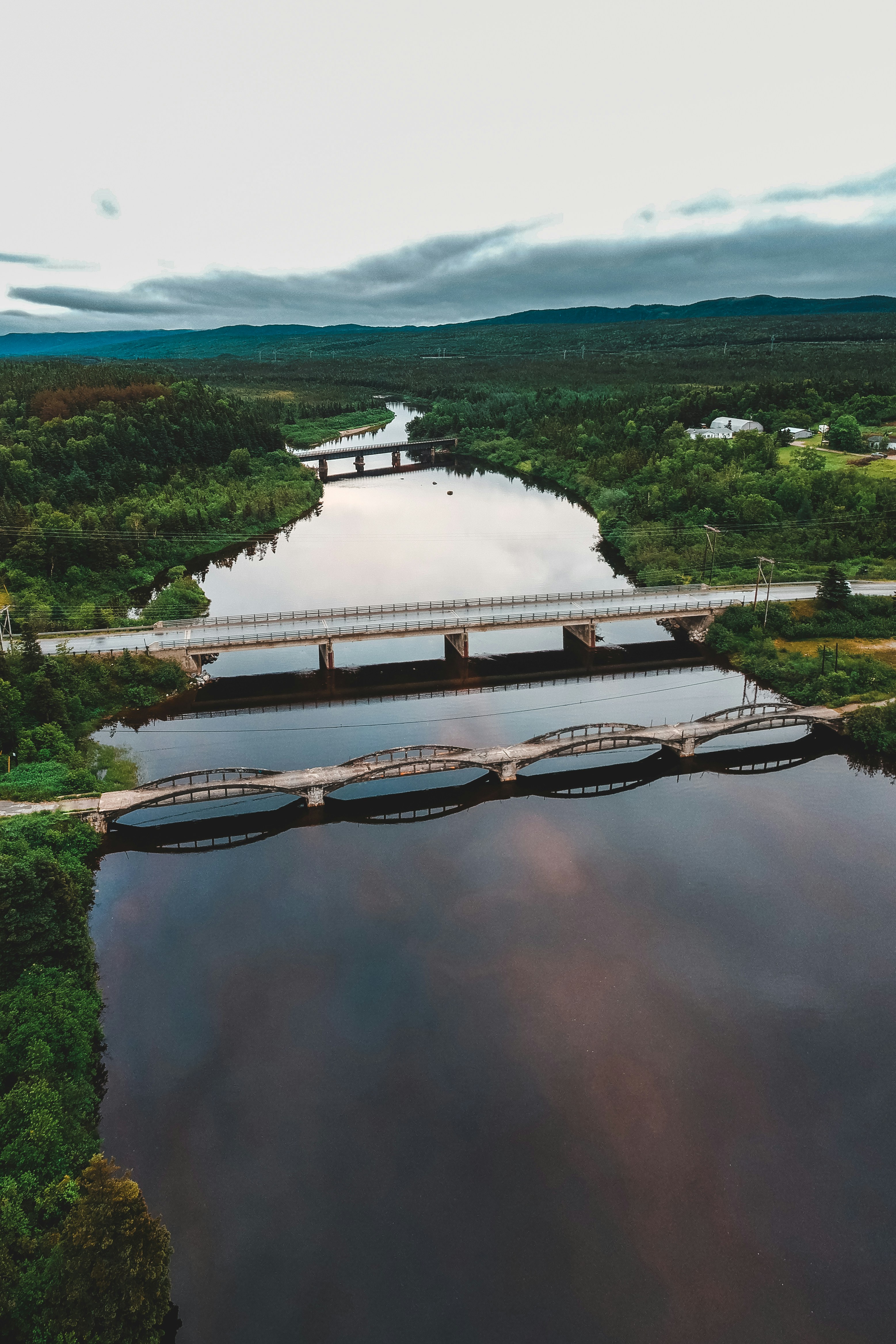 White concrete bridge over river photo – Free Grey Image on Unsplash