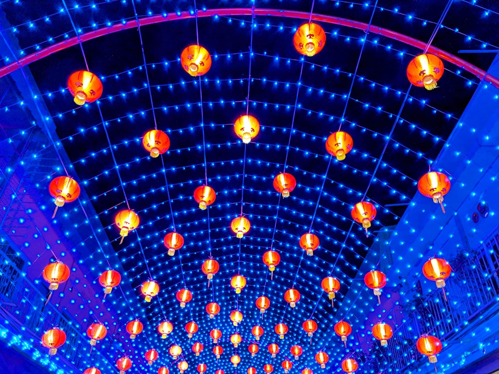 red and blue ferris wheel