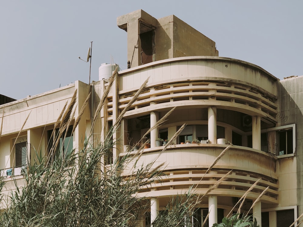 beige concrete building during daytime