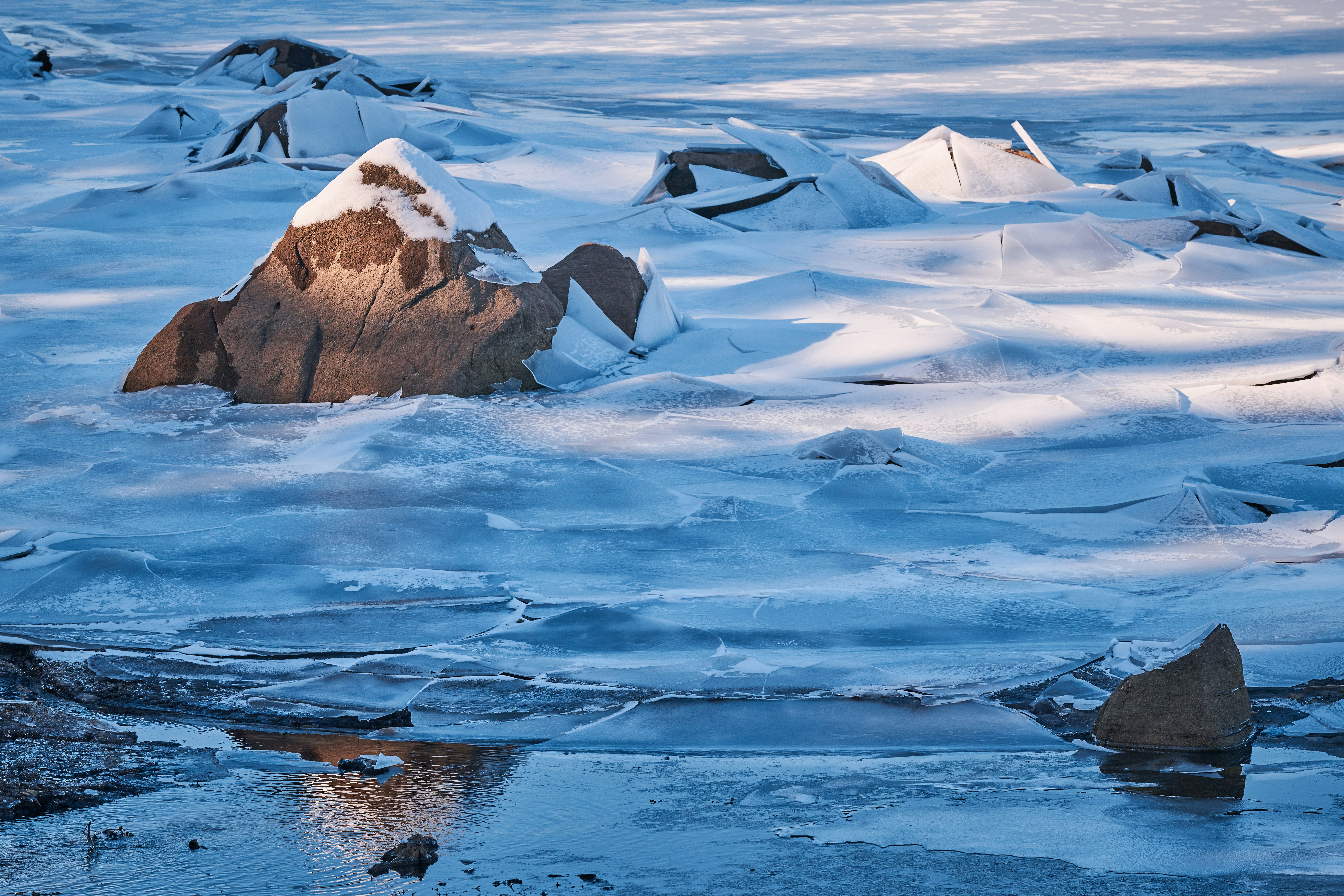 Photo by johnygoerend