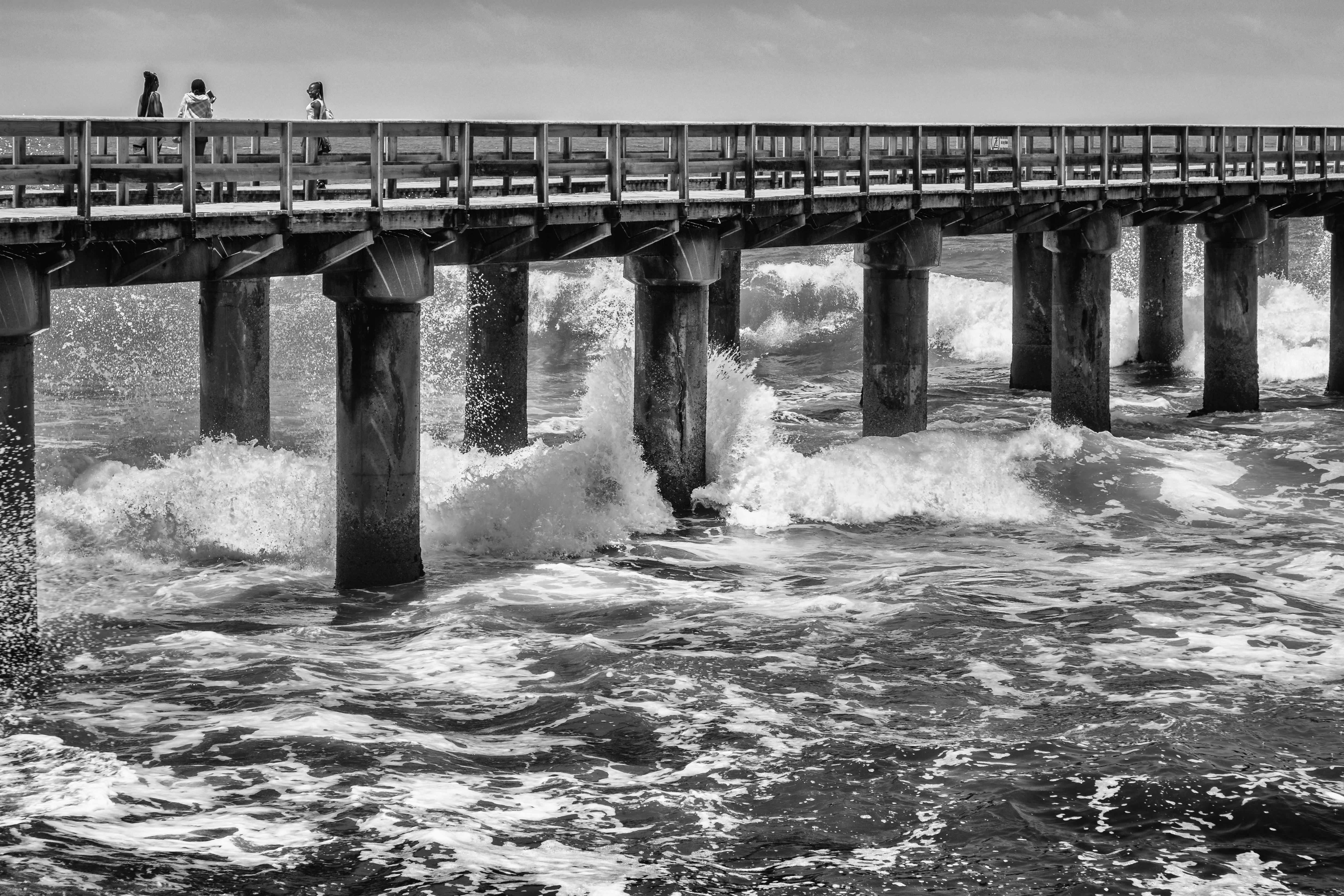 Grayscale photo of sea waves photo – Free Grey Image on Unsplash