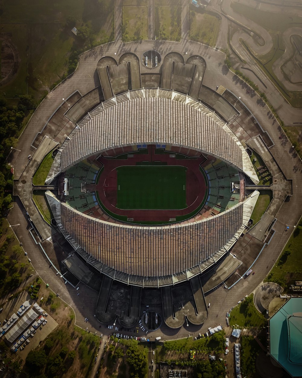 Vista aérea del estadio durante el día