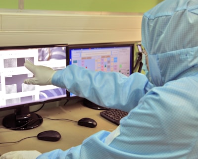 doctor providing online dermatology consultation