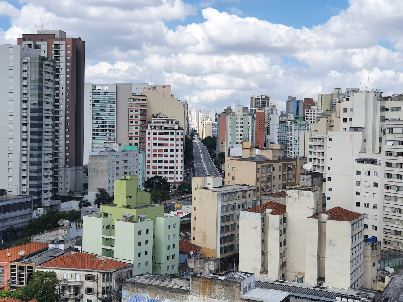 Prédios contemporâneos em São Paulo