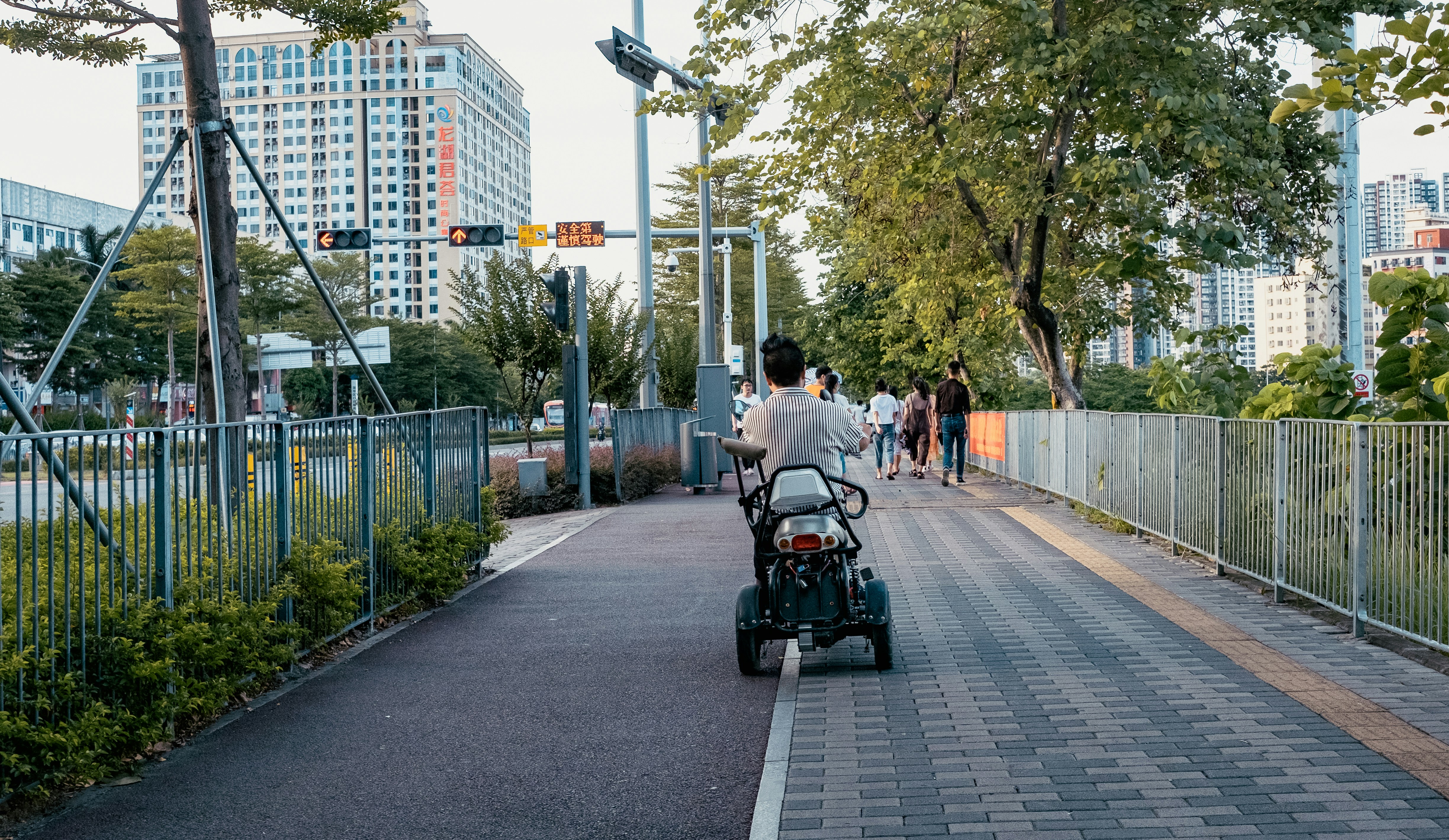 Photo by magabaka