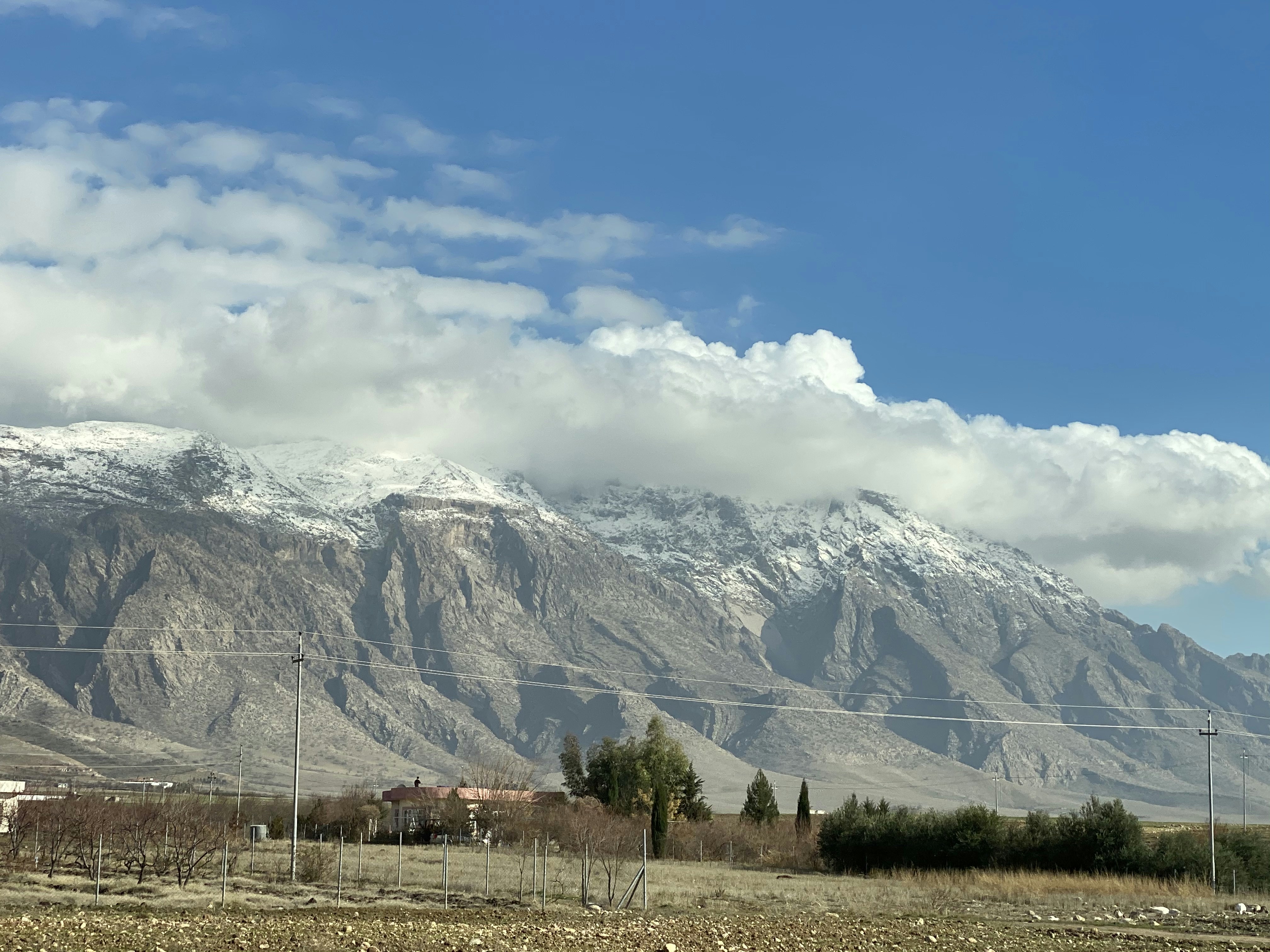 photo-1594036065815-e7615ff9788c?w=2000\u0026auto=format\u0026fit=crop\u0026q=60\u0026ixlib=rb-4.1.0\u0026ixid=M3wxMjA3fDB8MHxzZWFyY2h8MTh8fHJhemF2aSUyMGtob3Jhc2FuJTIwcHJvdmluY2V8ZW58MHx8MHx8fDA%3D