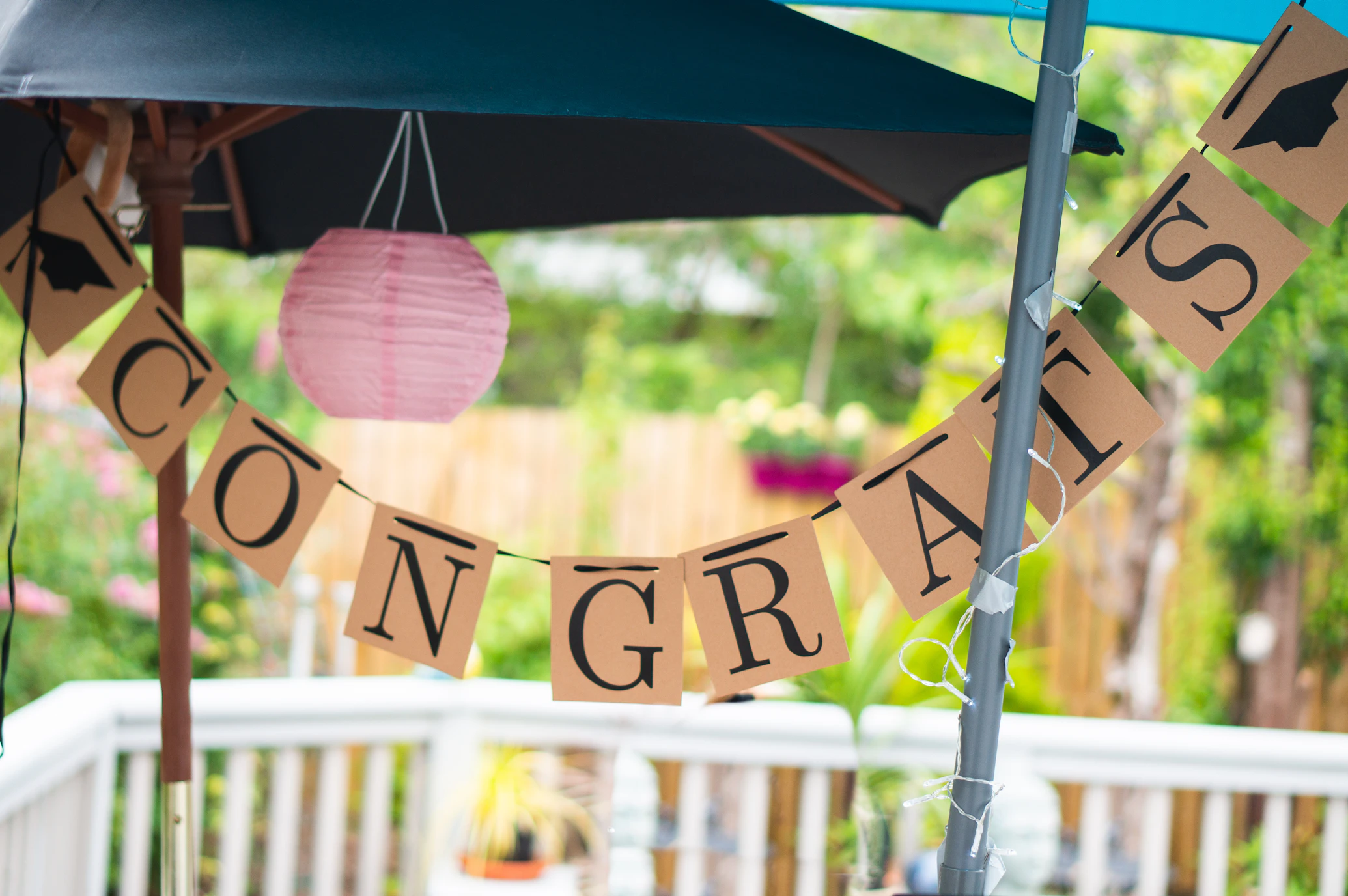 How to Share Graduation Photos With Family