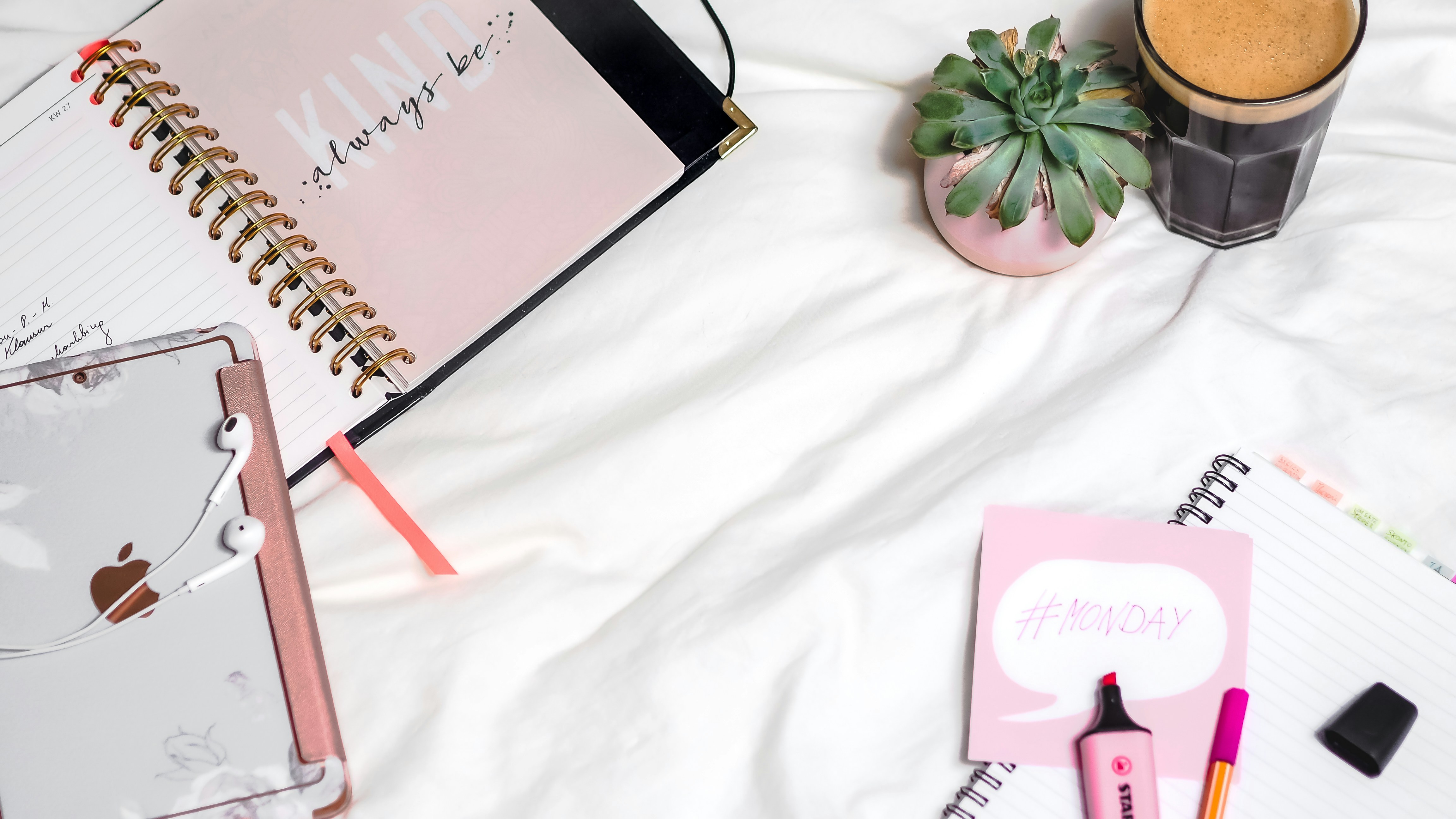 Photo by laurachouette