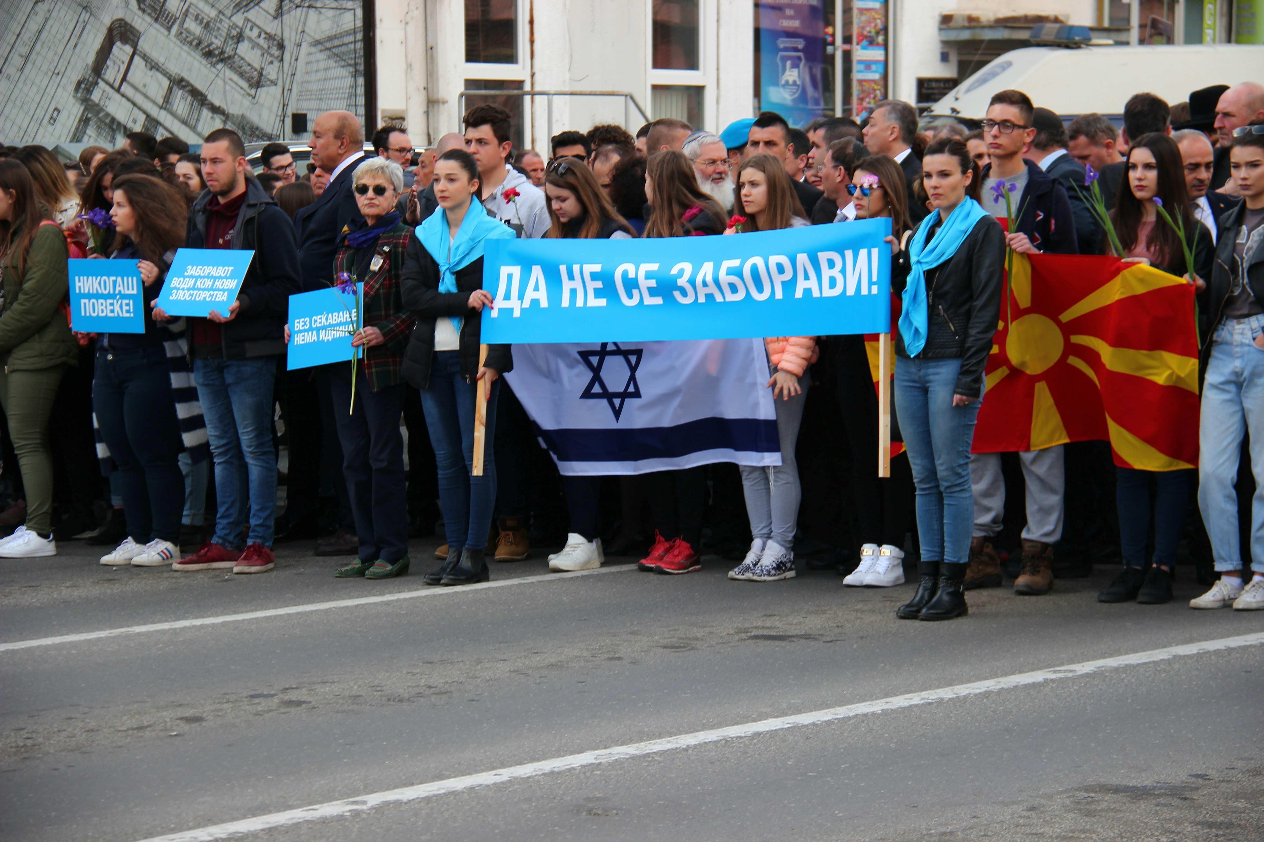 Blaue Abschlussdekorationen 2023 – Banner, Ausschnitte & Wirbel Für Die Perfekte Graduation Party