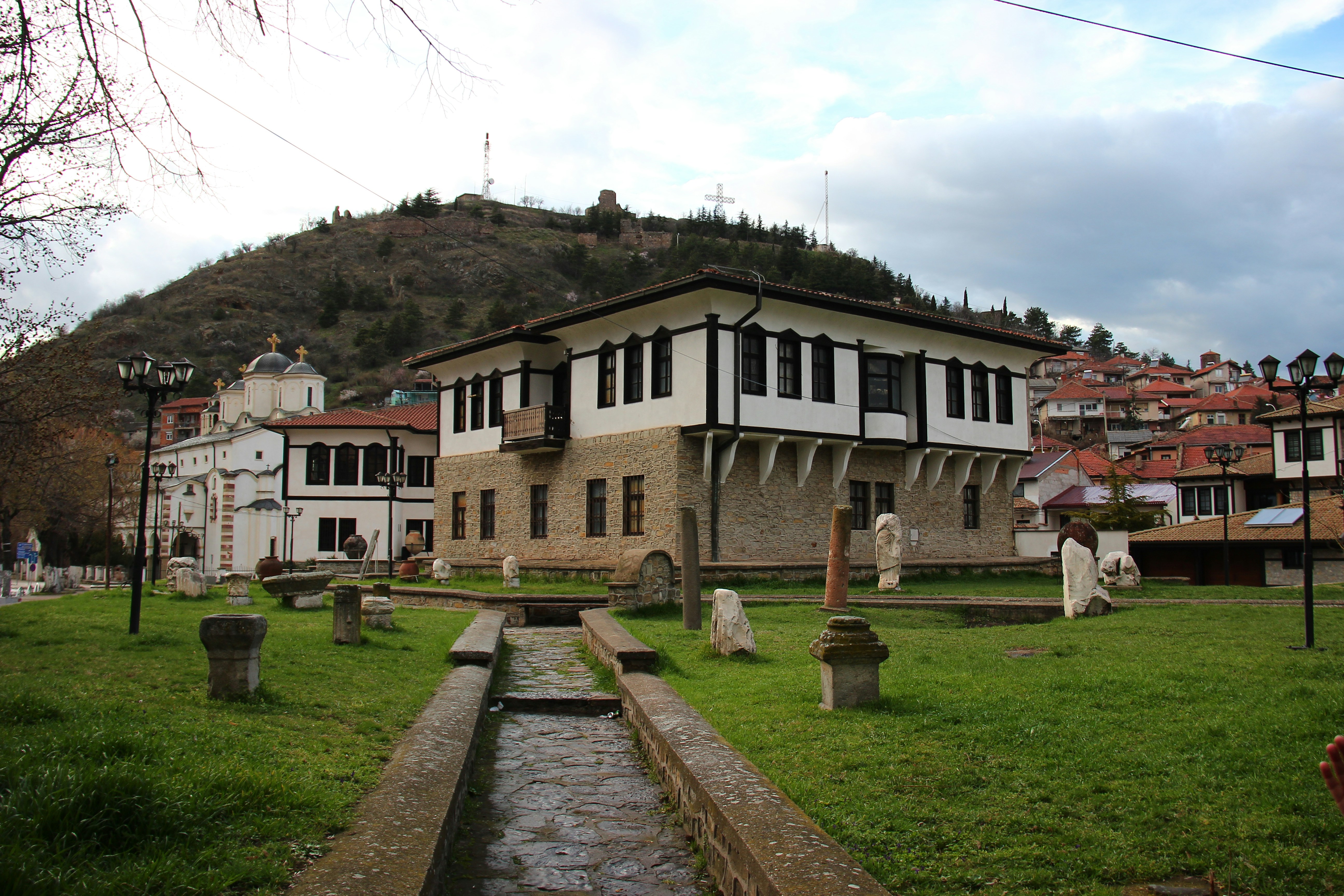 brown and white concrete building