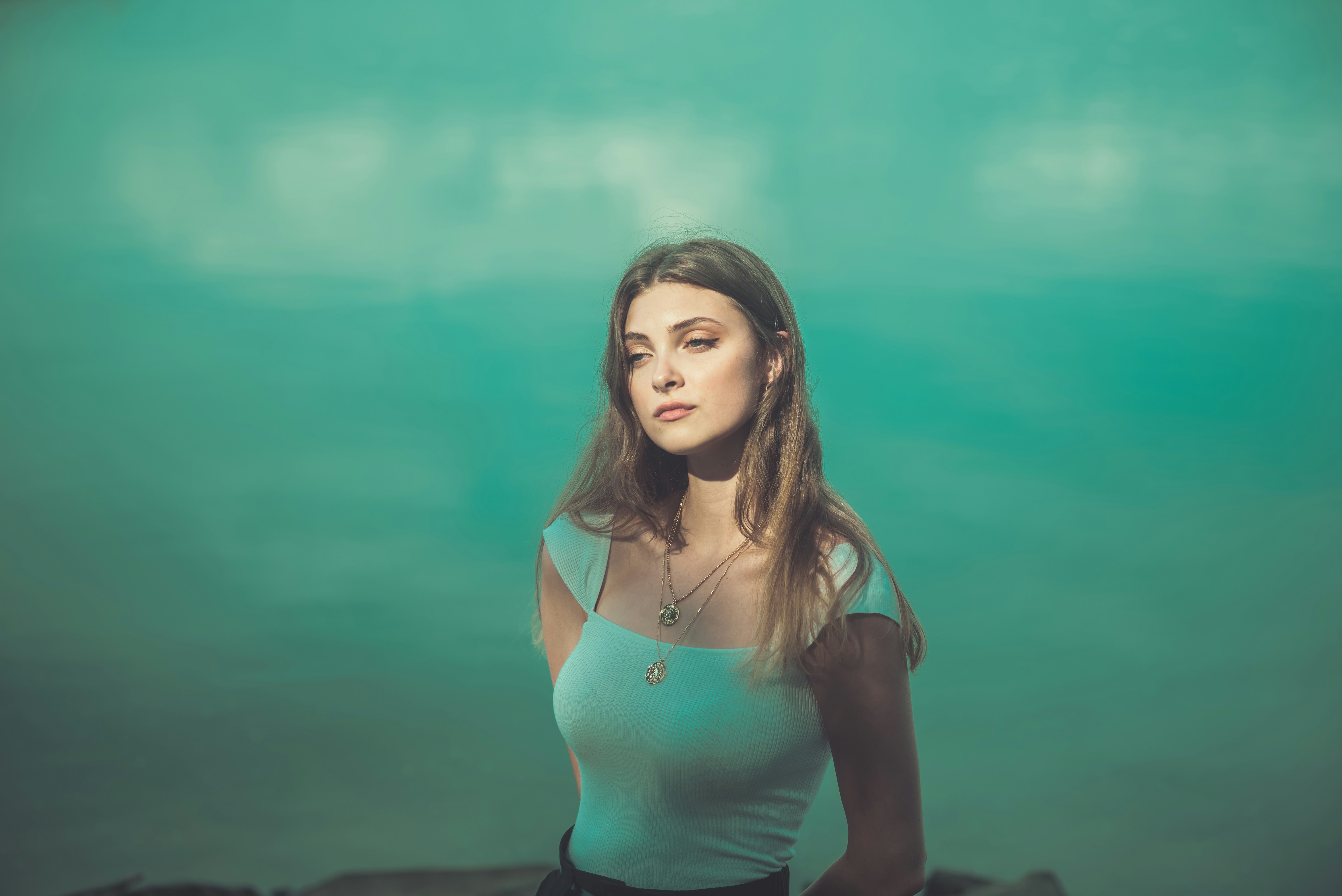 เสื้อเชิ้ตลายดอกไม้