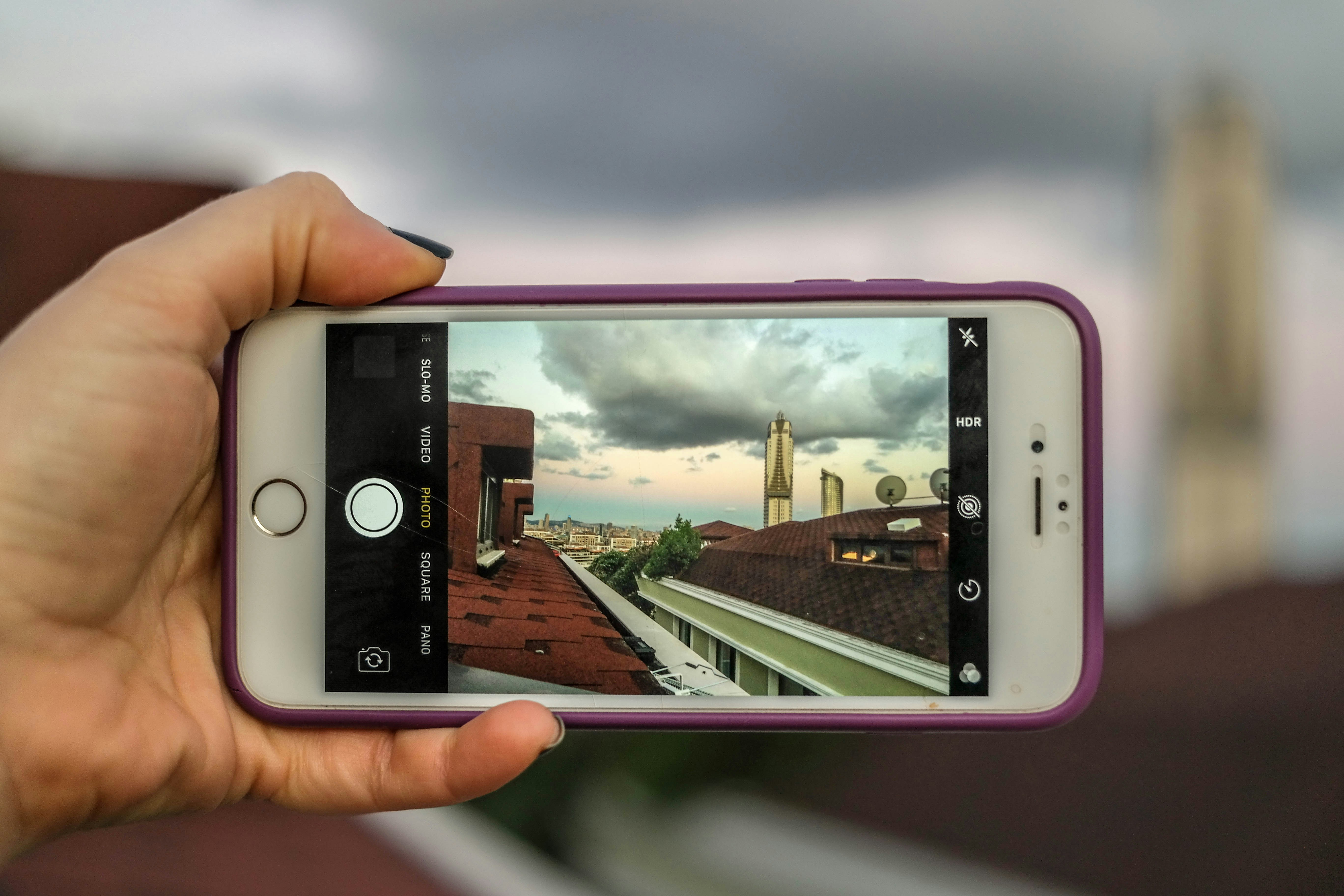 아이폰 고화질 배경화면 적용 시 시점 이동 끄기 및 이미지 잘림 방지 설정 이미지1